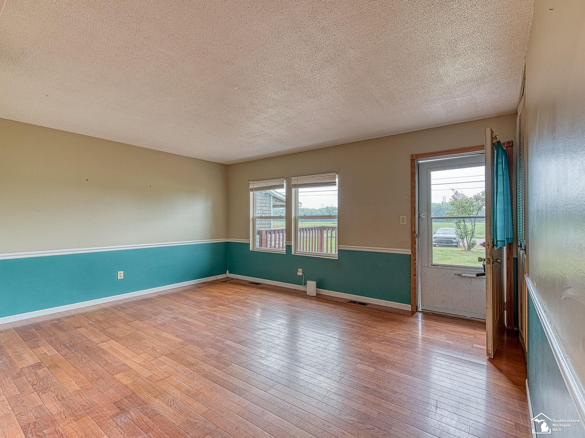 9583 Exeter, Carleton, MI 48117 — Photo 10