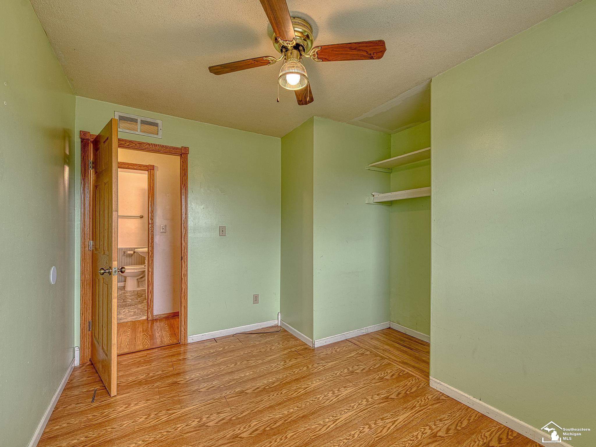 9583 Exeter, Carleton, MI 48117 — Photo 15