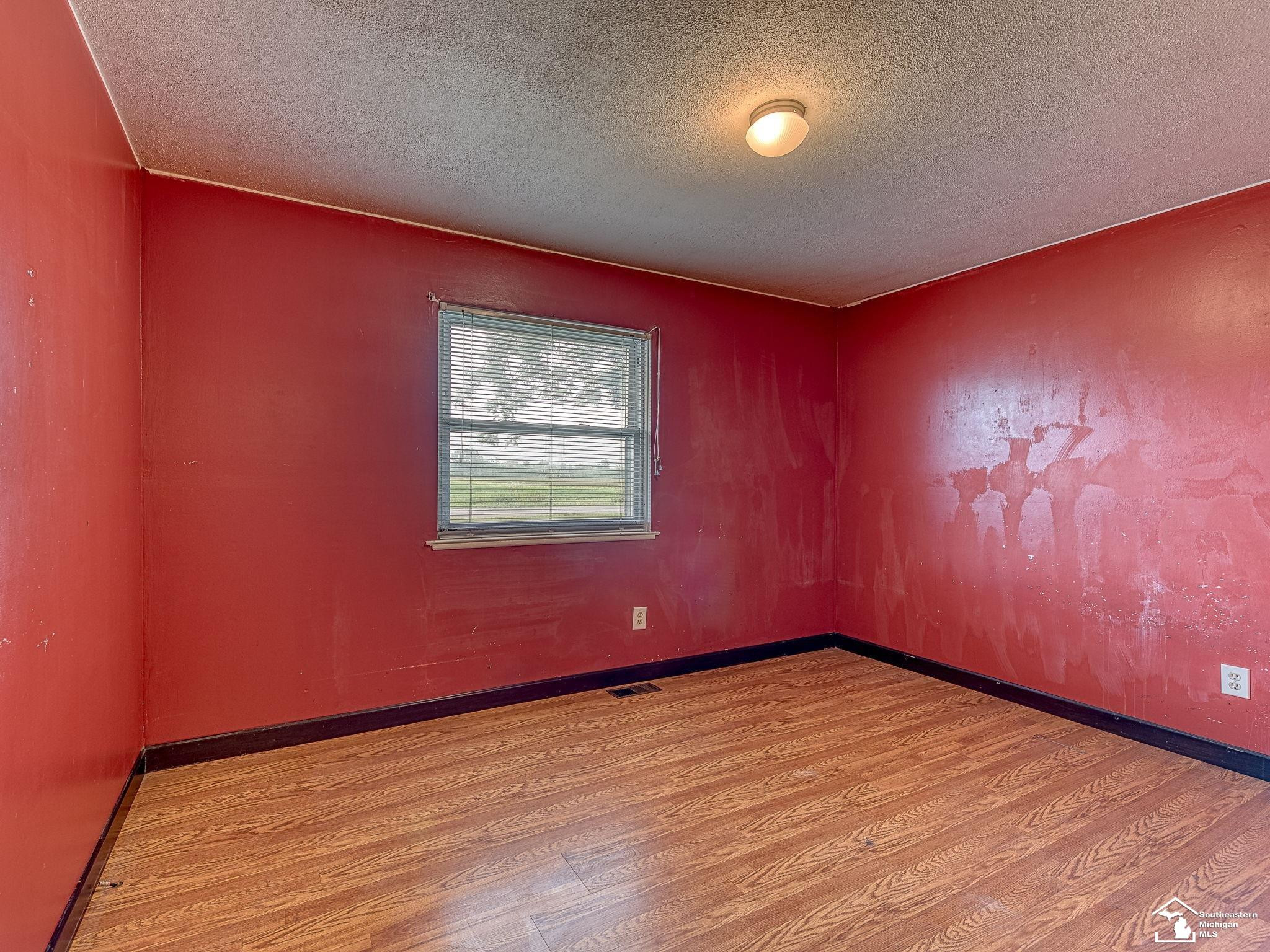 9583 Exeter, Carleton, MI 48117 — Photo 19