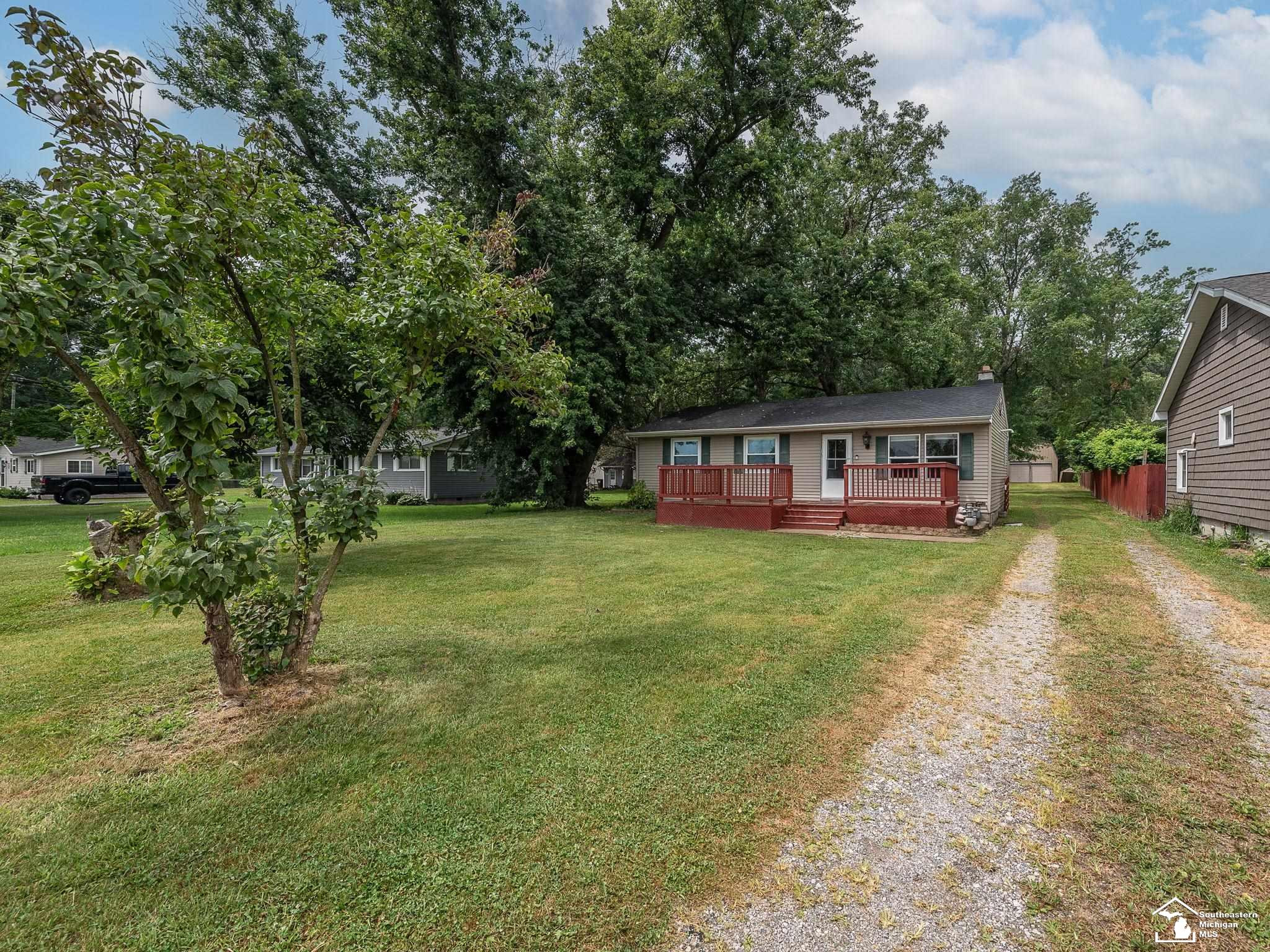 9583 Exeter, Carleton, MI 48117 — Photo 29