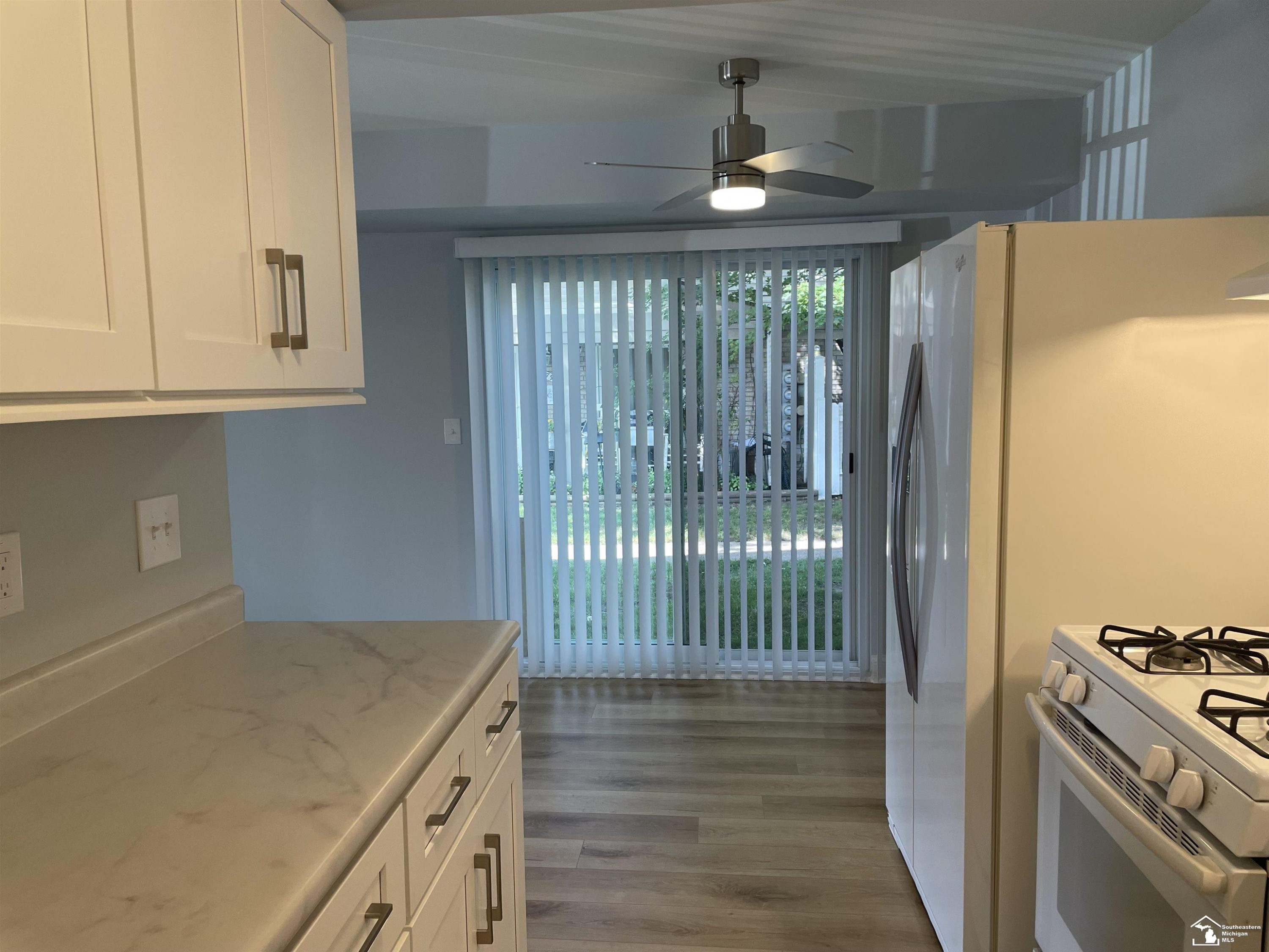 15786 Dupage, Taylor, MI 48180 — Photo 9