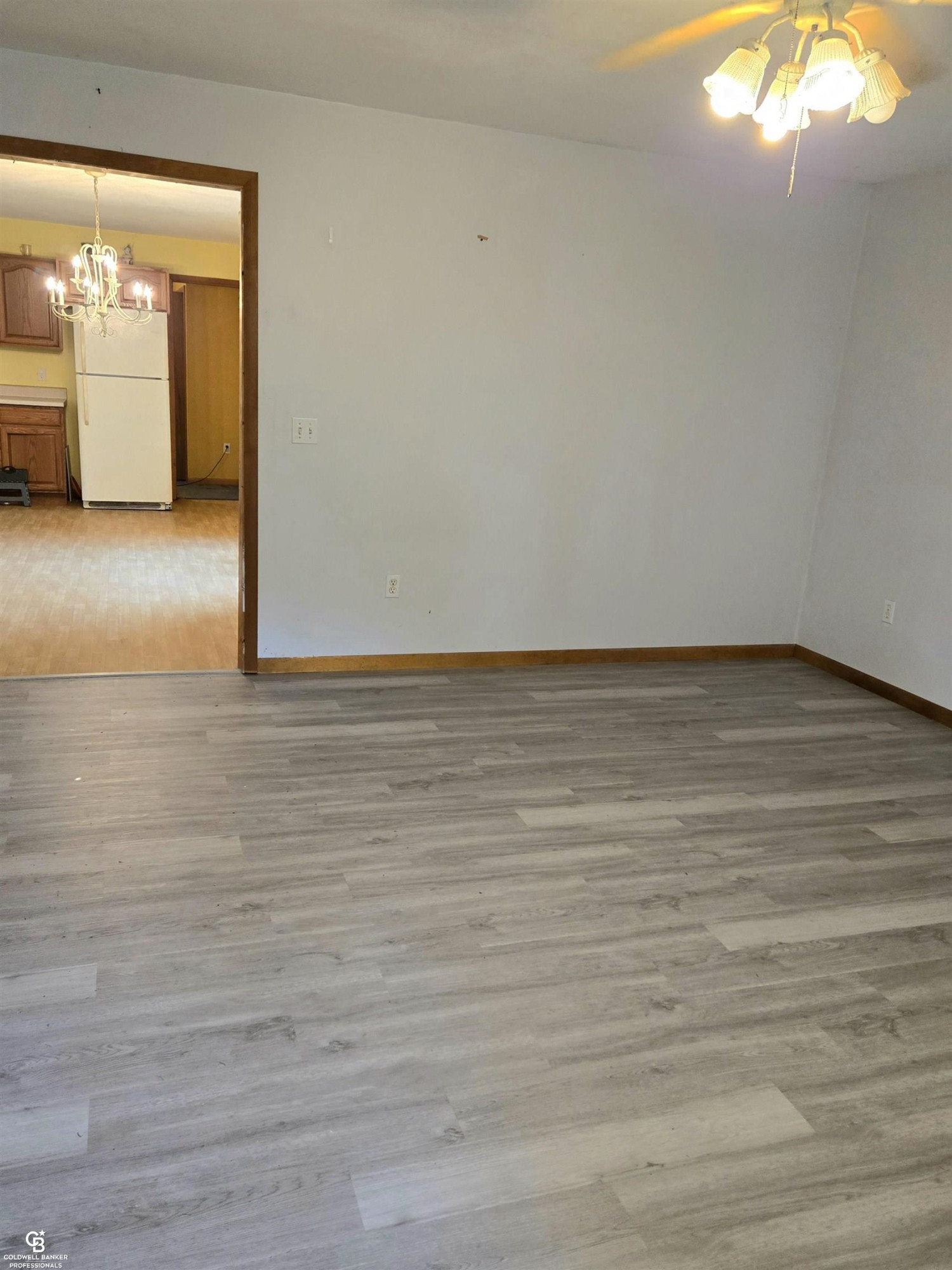 10097 Beckett Road, MI 48006 — Photo 11