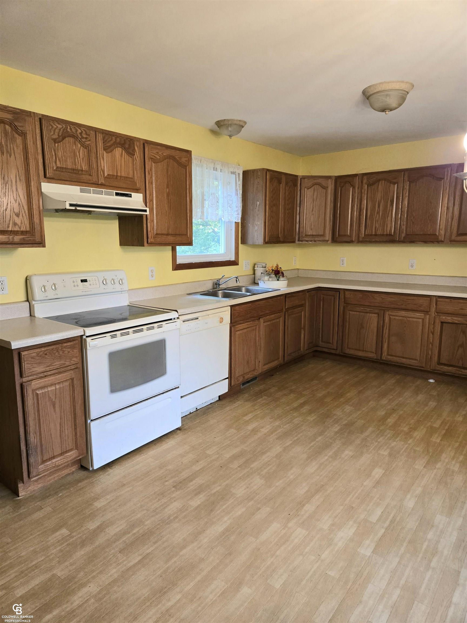 10097 Beckett Road, MI 48006 — Photo 13