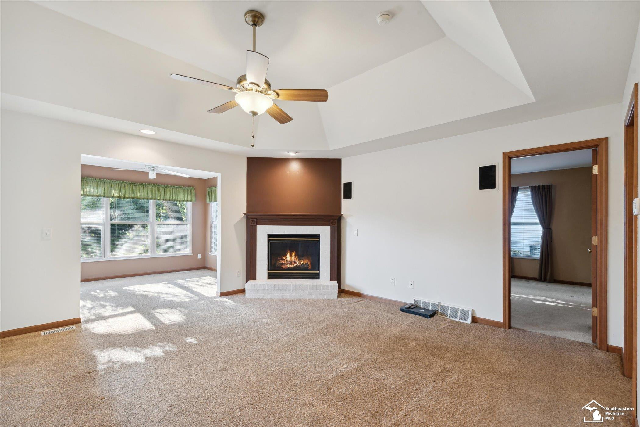 942 Hickory Creek, Temperance, MI 48182 — Photo 5