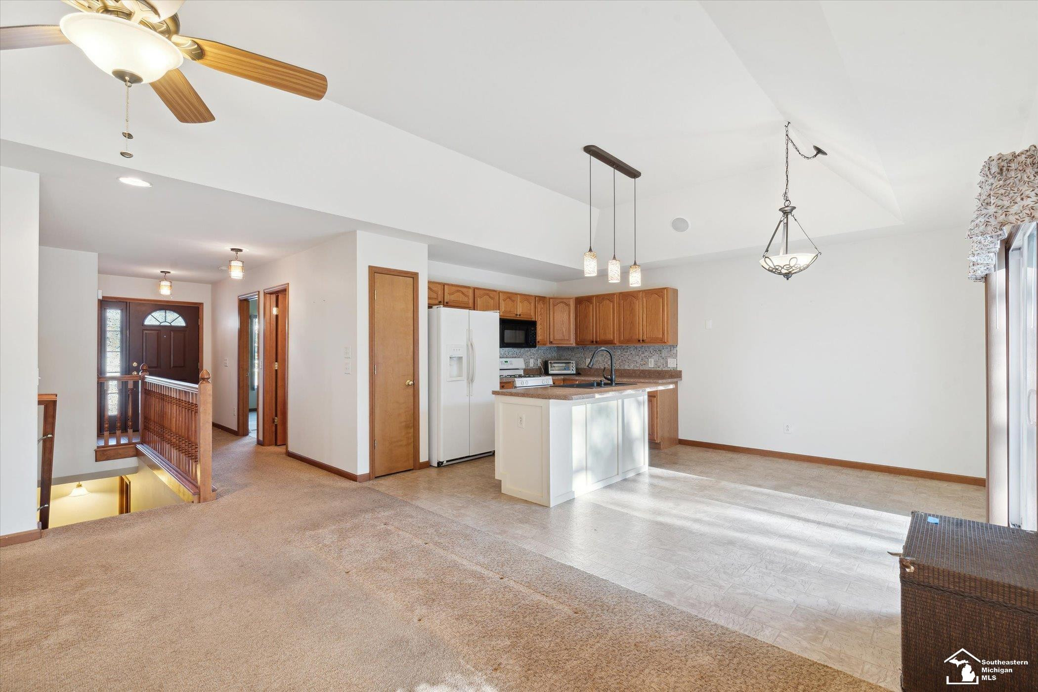 942 Hickory Creek, Temperance, MI 48182 — Photo 11