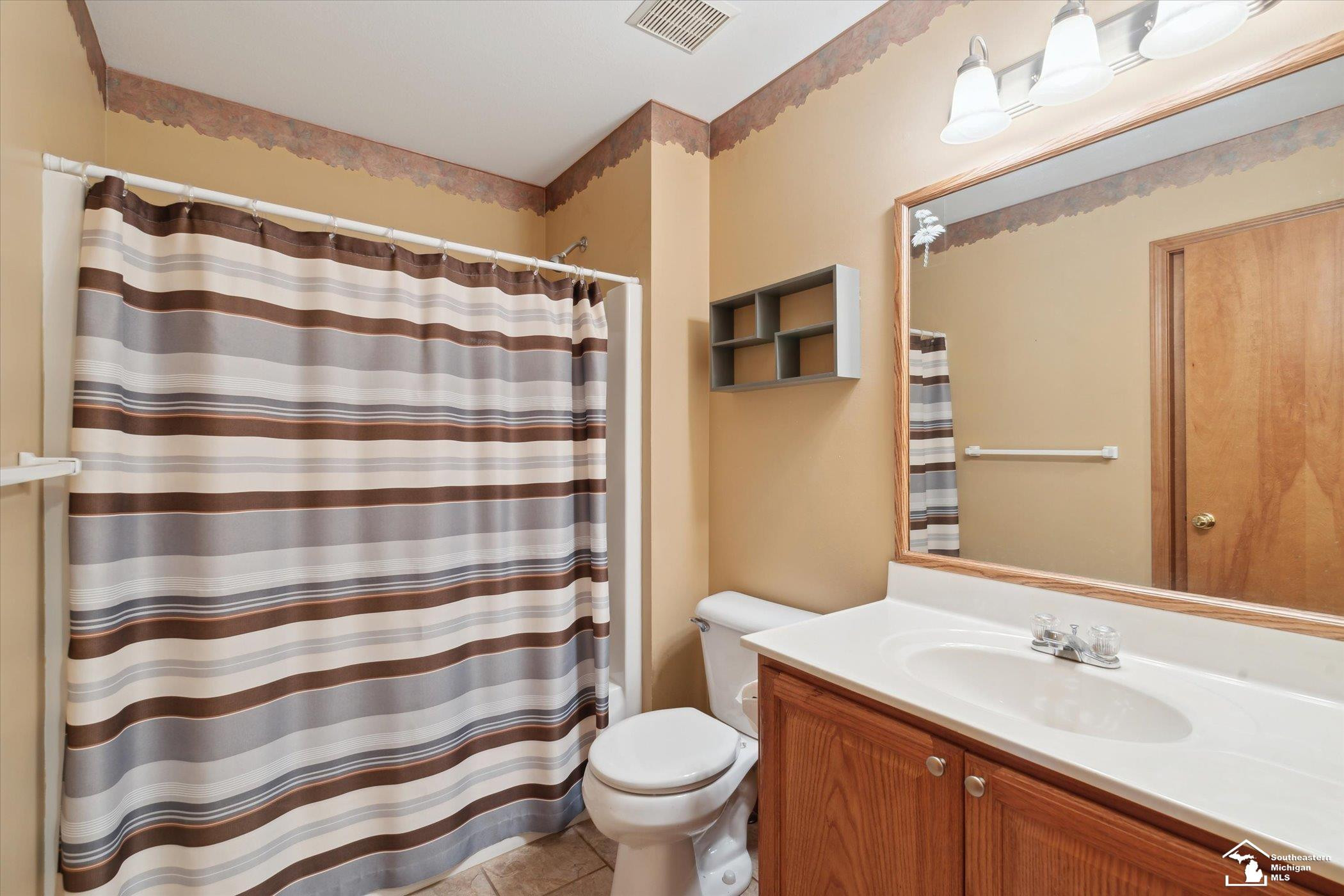 942 Hickory Creek, Temperance, MI 48182 — Photo 23