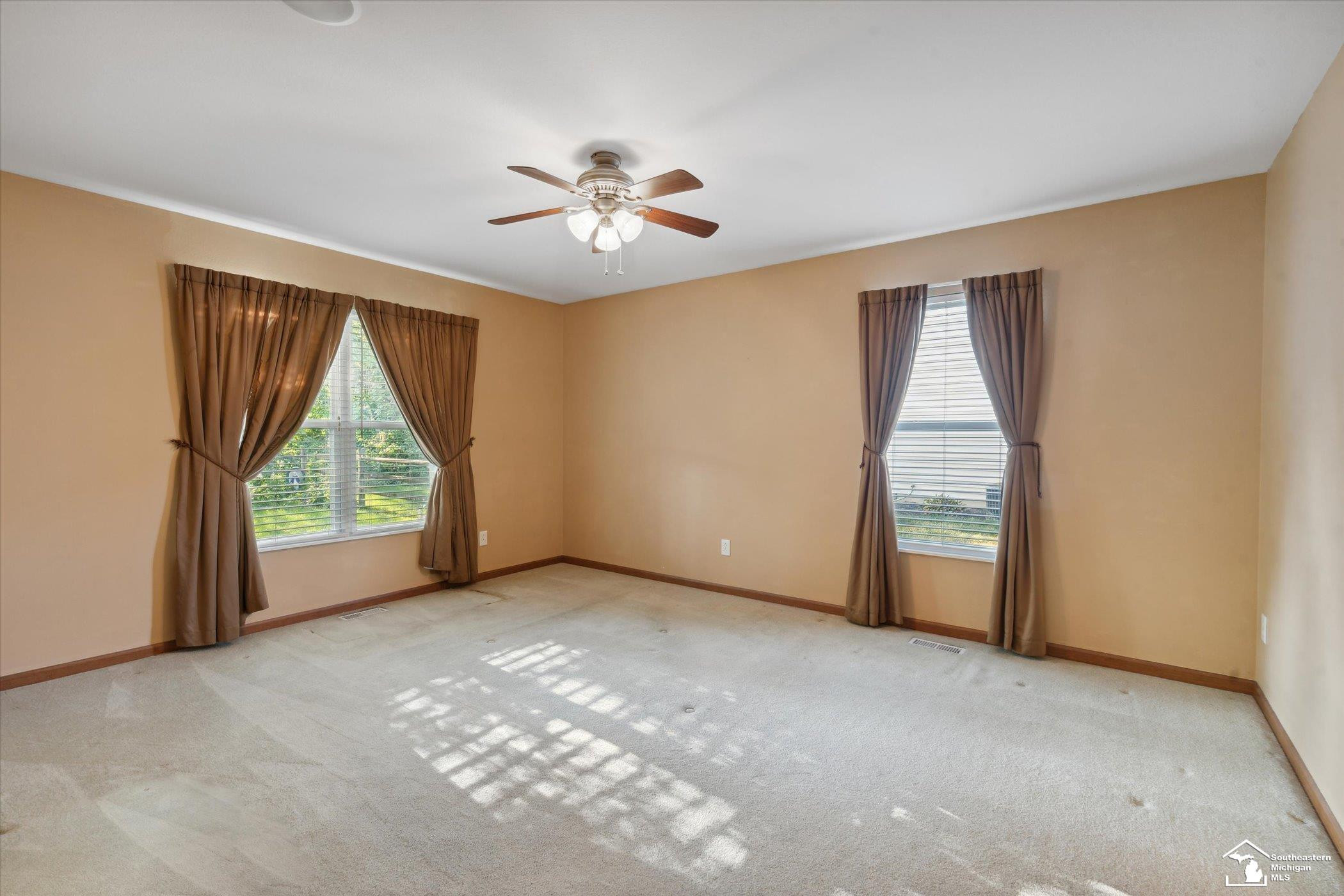 942 Hickory Creek, Temperance, MI 48182 — Photo 24