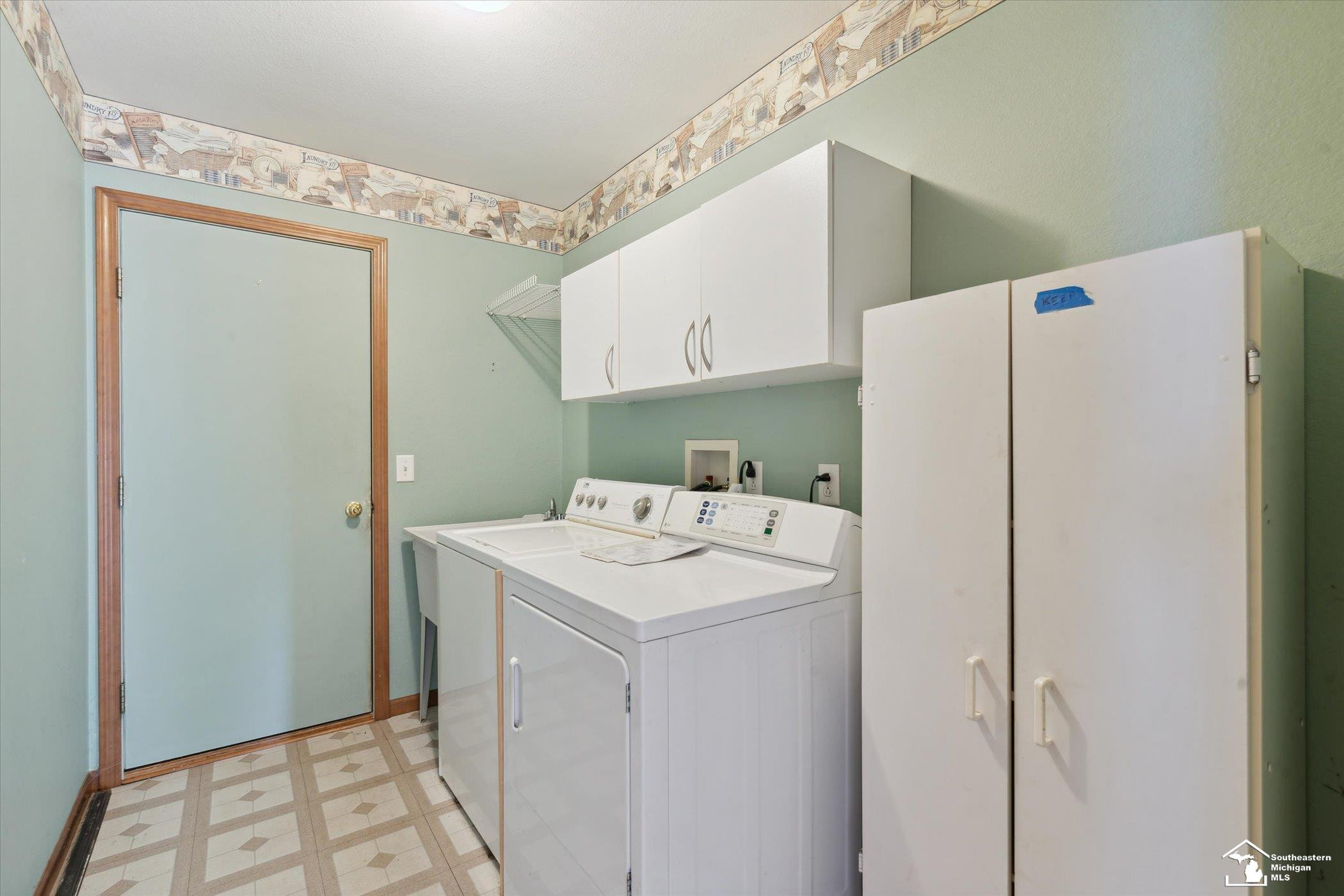 942 Hickory Creek, Temperance, MI 48182 — Photo 32