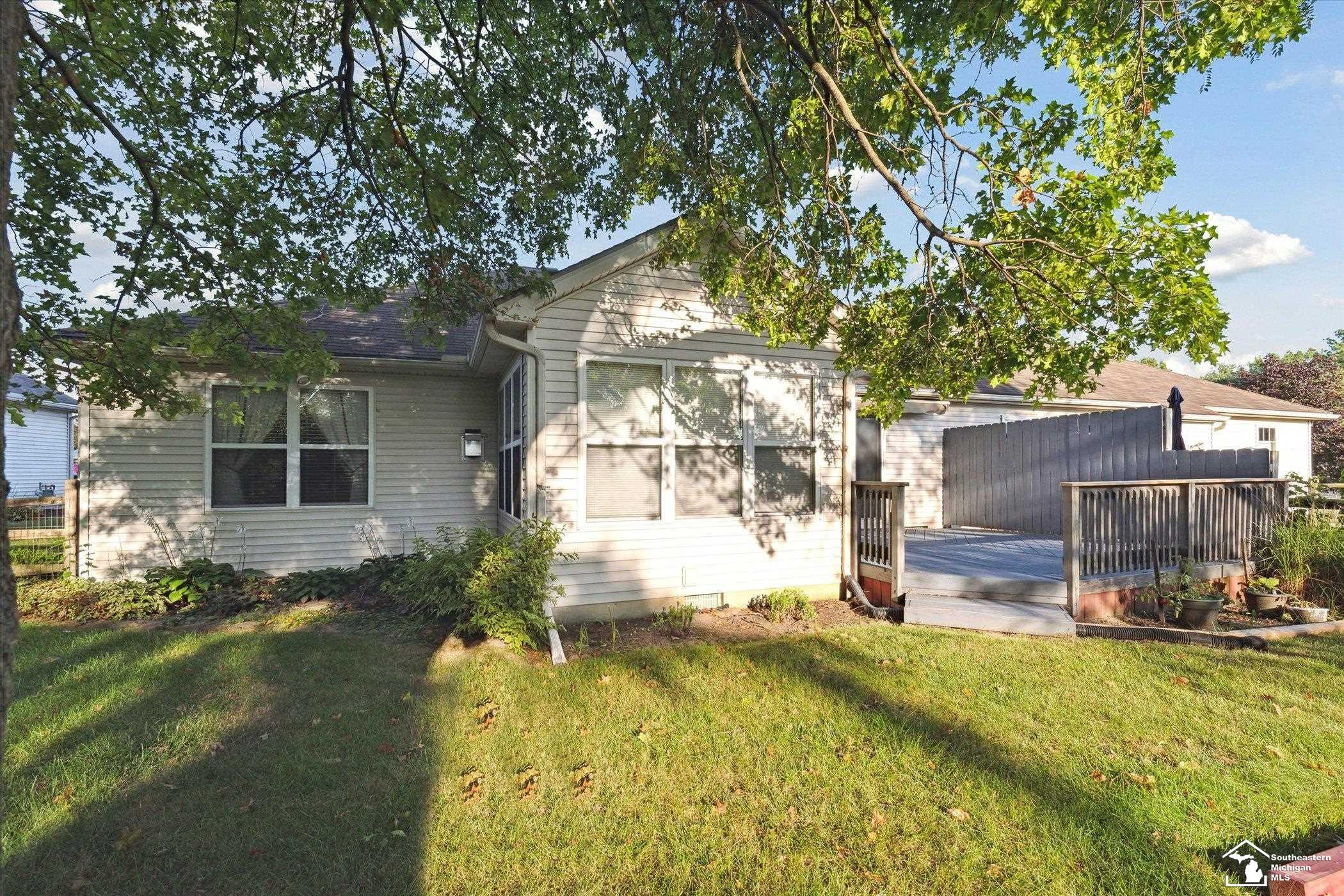 942 Hickory Creek, Temperance, MI 48182 — Photo 42