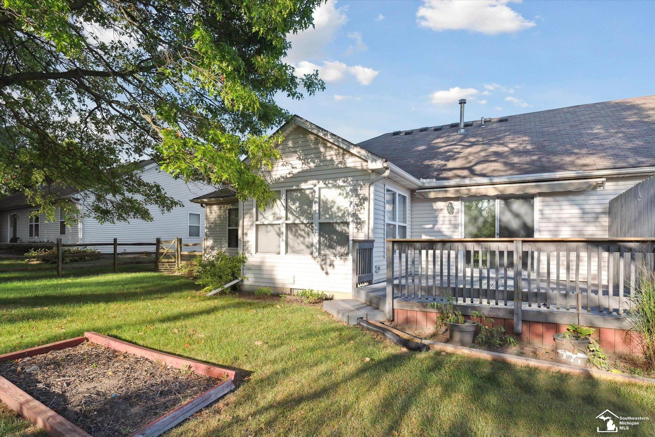 942 Hickory Creek, Temperance, MI 48182 — Photo 43