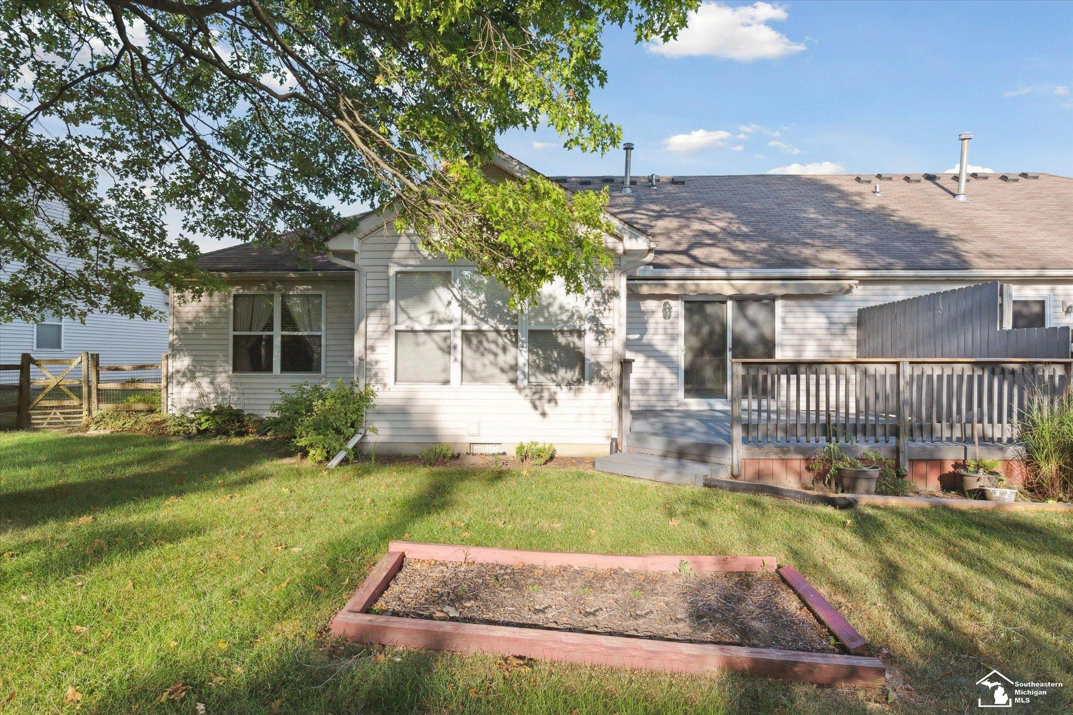 942 Hickory Creek, Temperance, MI 48182 — Photo 44