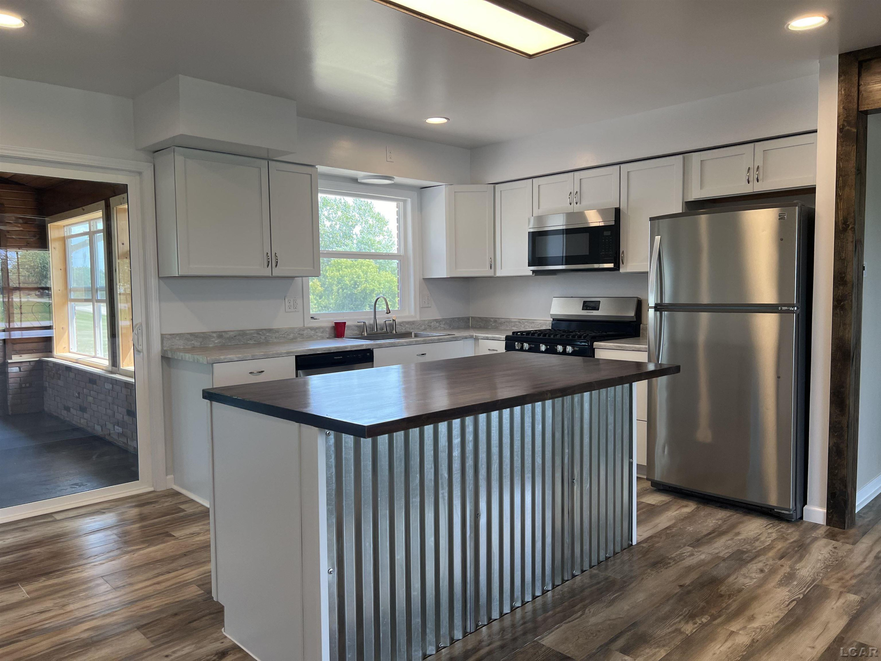 6027 Onsted, Onsted, MI 49265 — Photo 8
