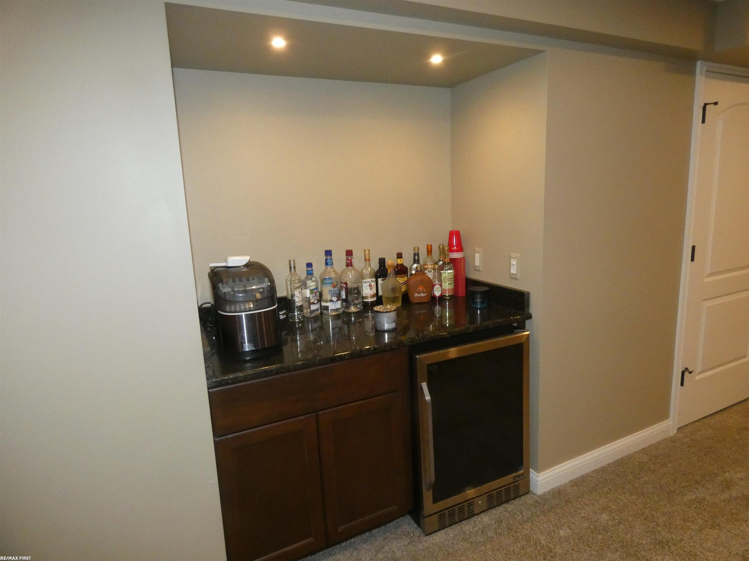60415 Indian Trail Trail, MI — Photo 6