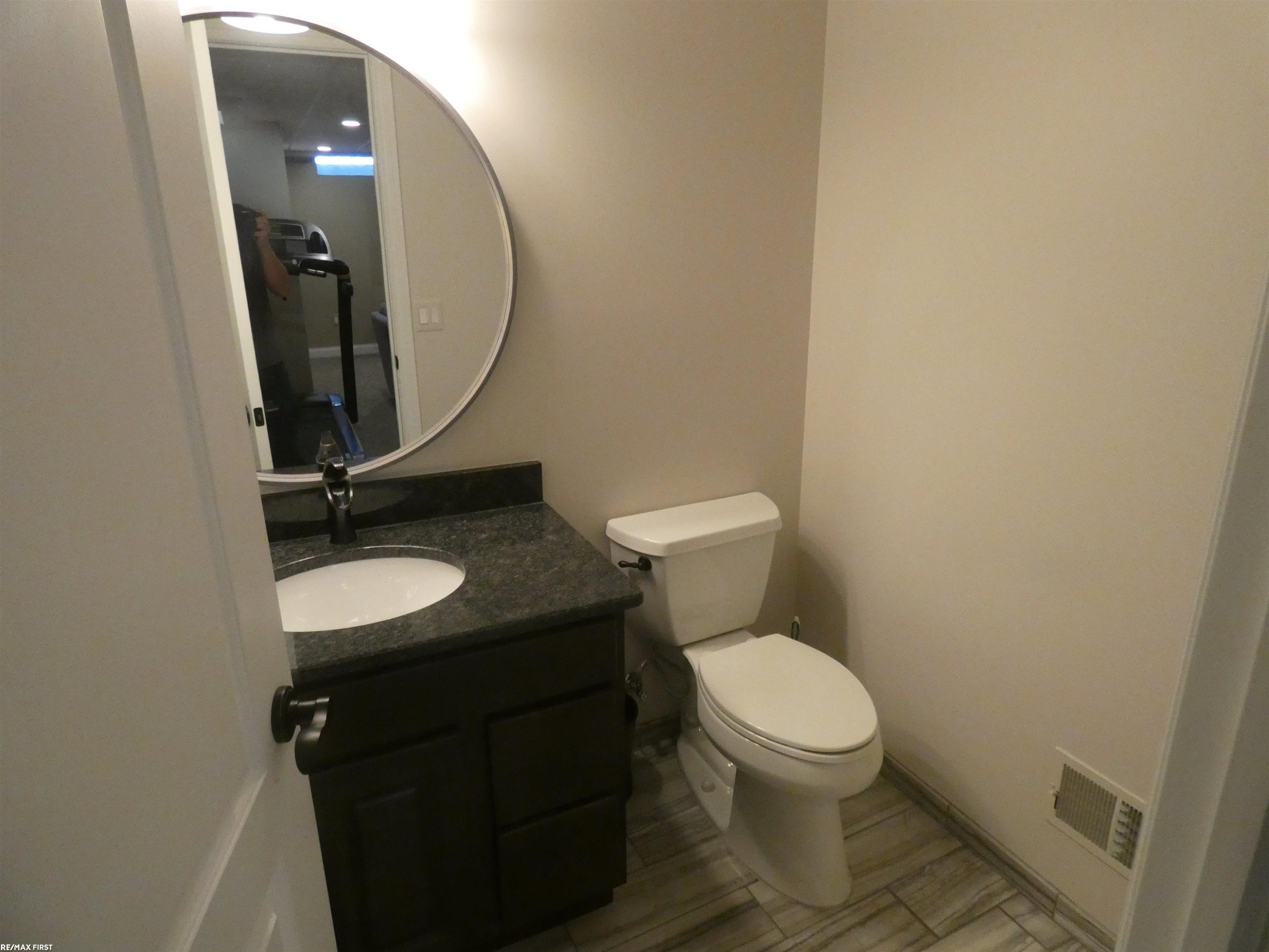 60415 Indian Trail Trail, MI — Photo 7
