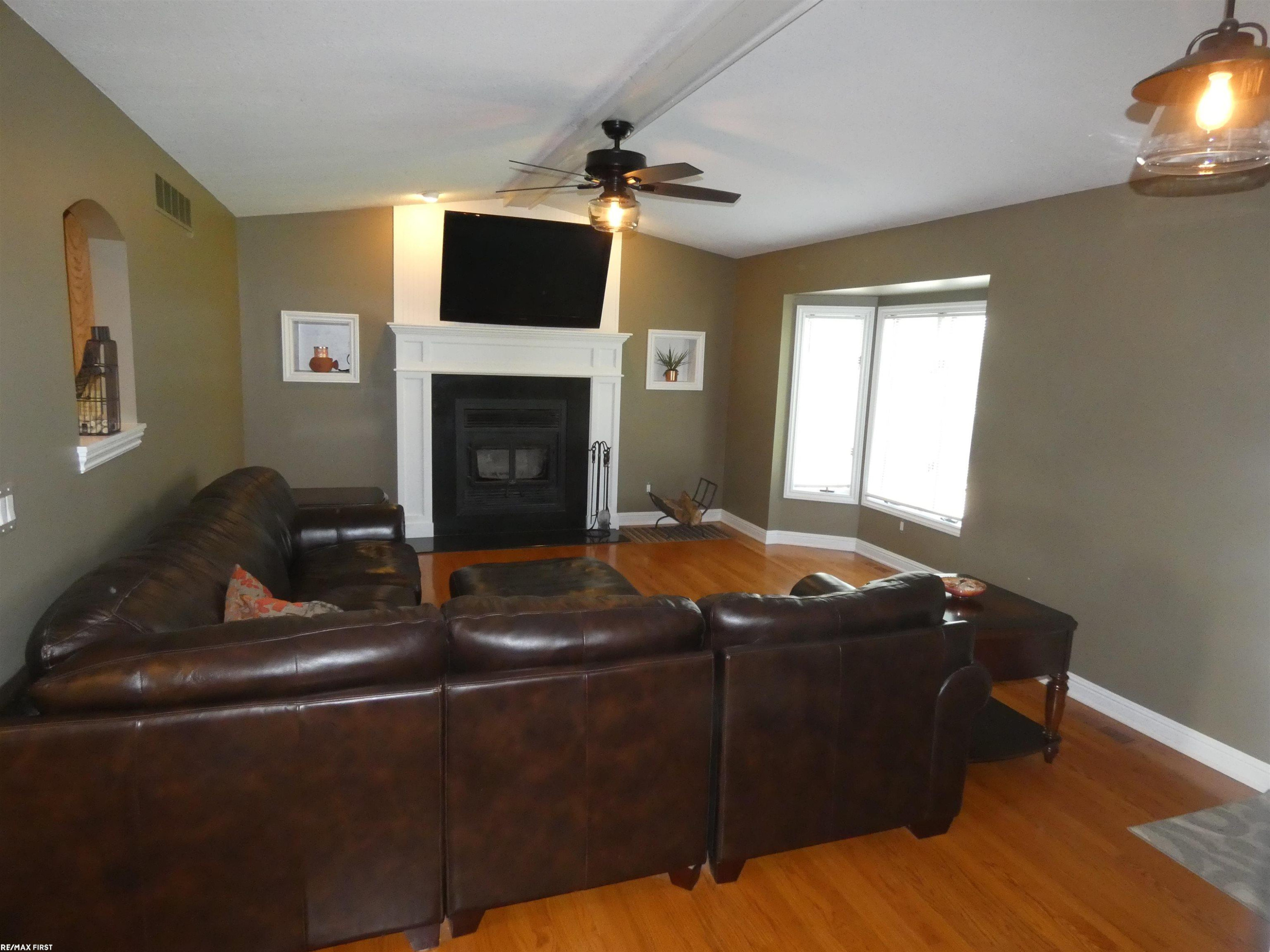 60415 Indian Trail Trail, MI — Photo 15