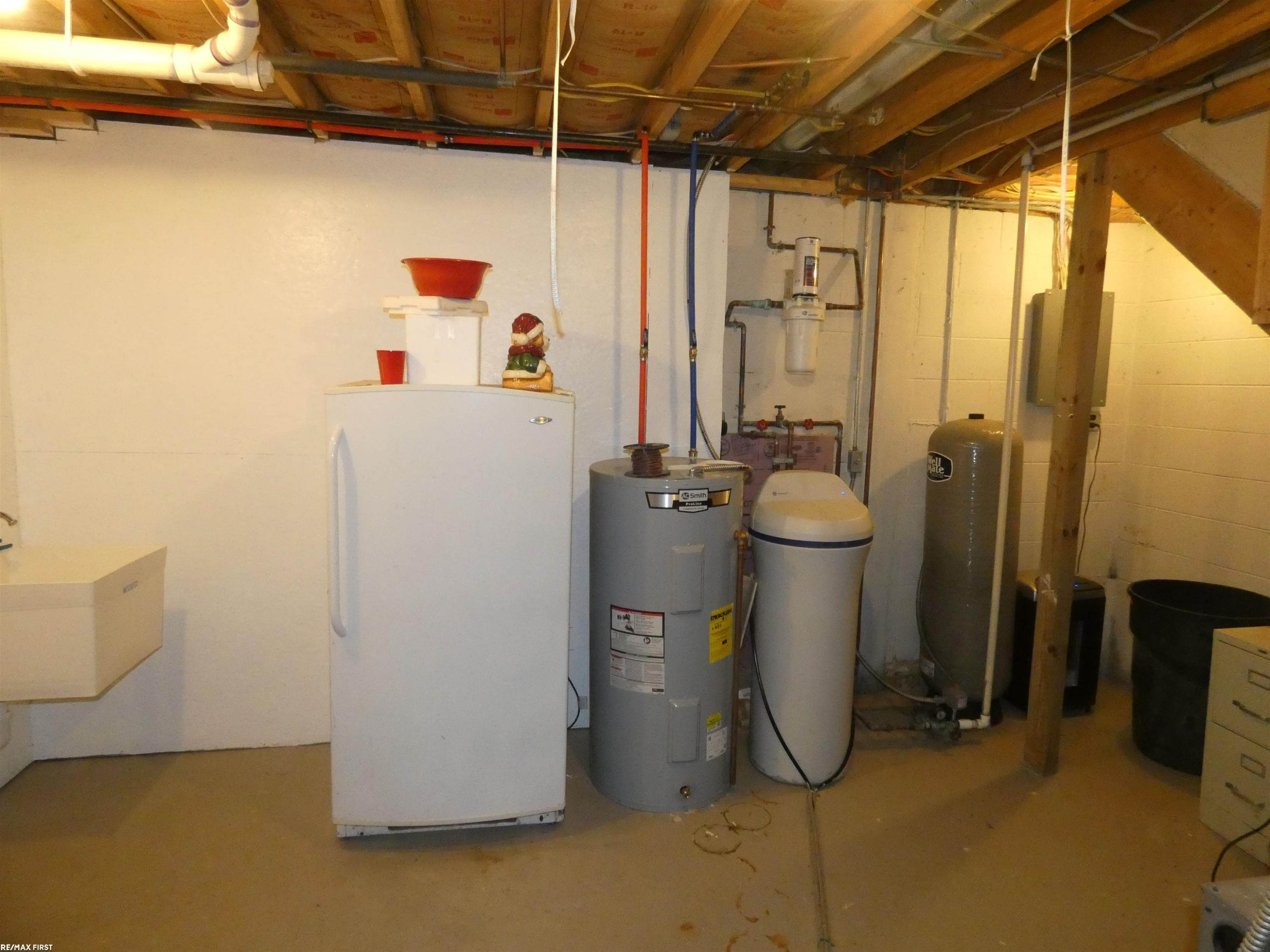 60415 Indian Trail Trail, MI — Photo 26