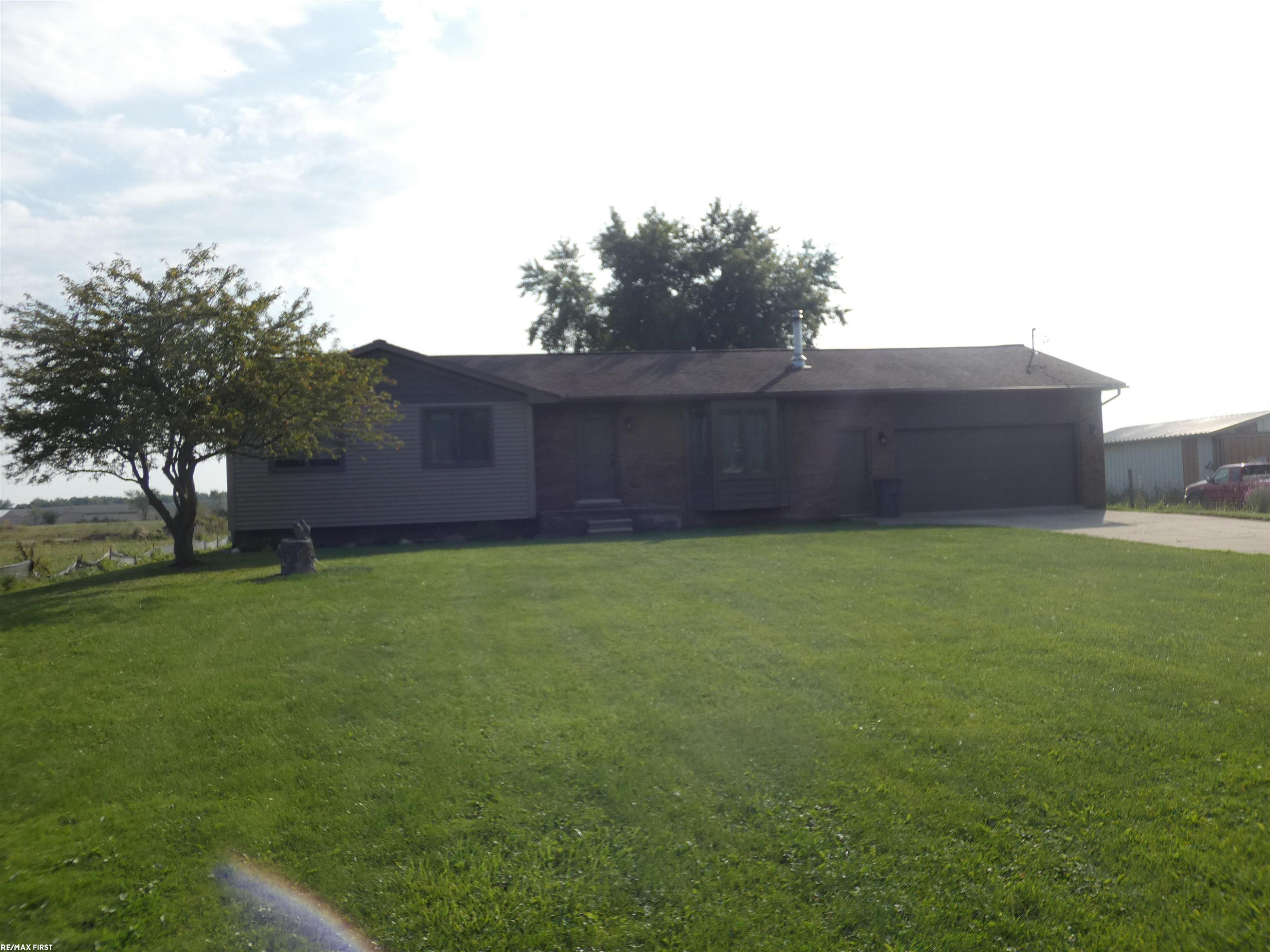 60415 Indian Trail Trail, MI — Photo 28