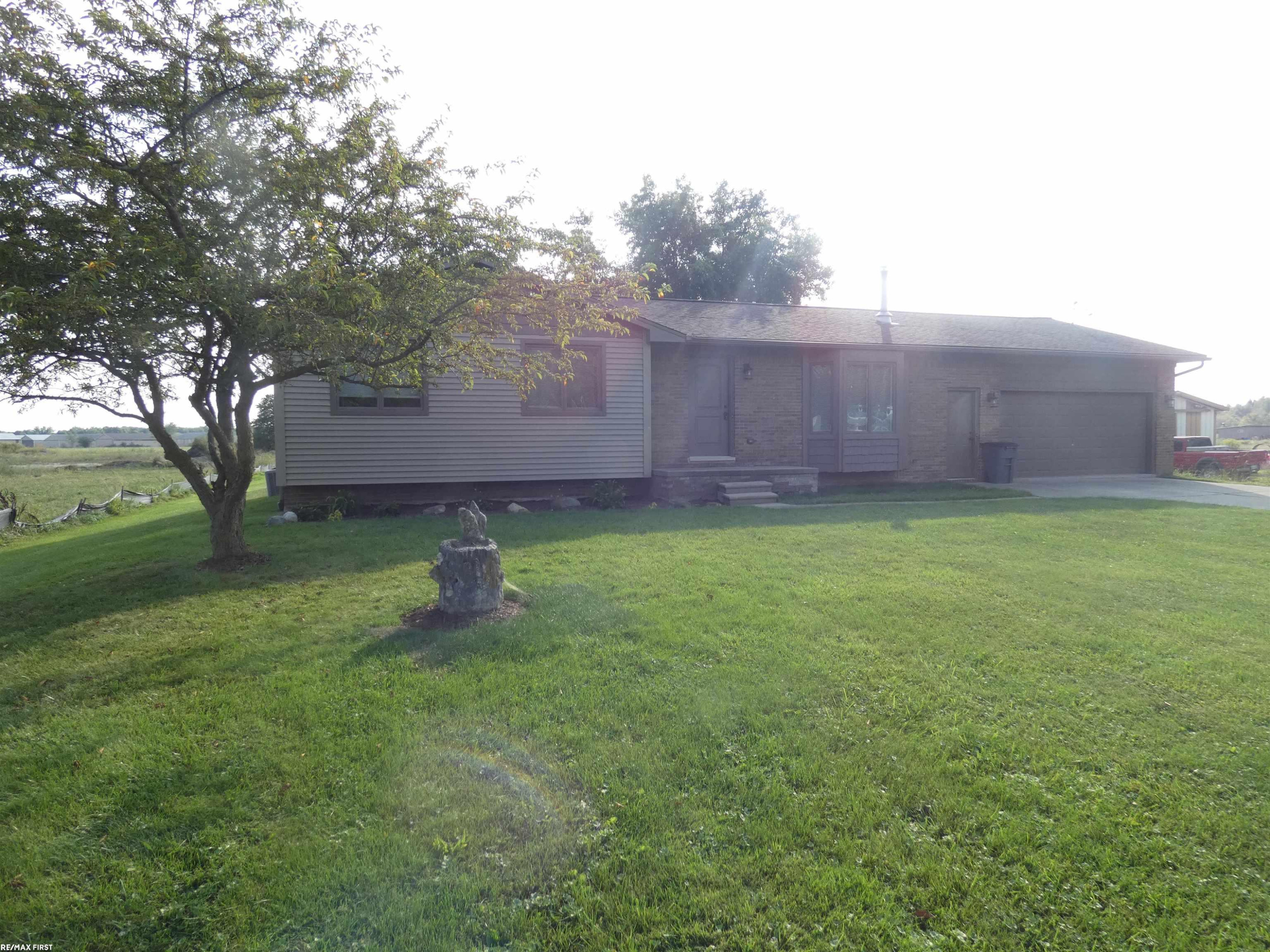 60415 Indian Trail Trail, MI — Photo 30
