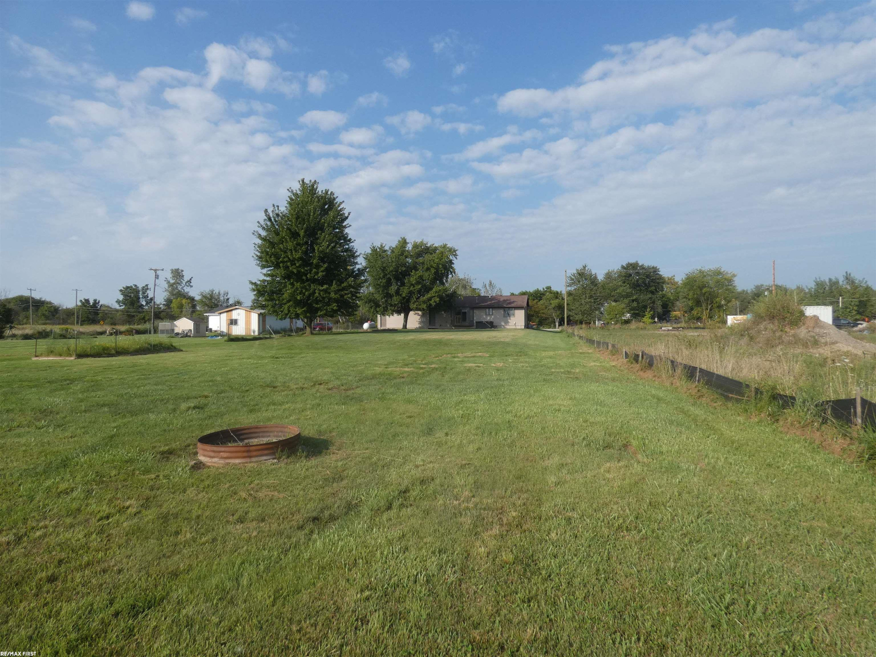 60415 Indian Trail Trail, MI — Photo 33