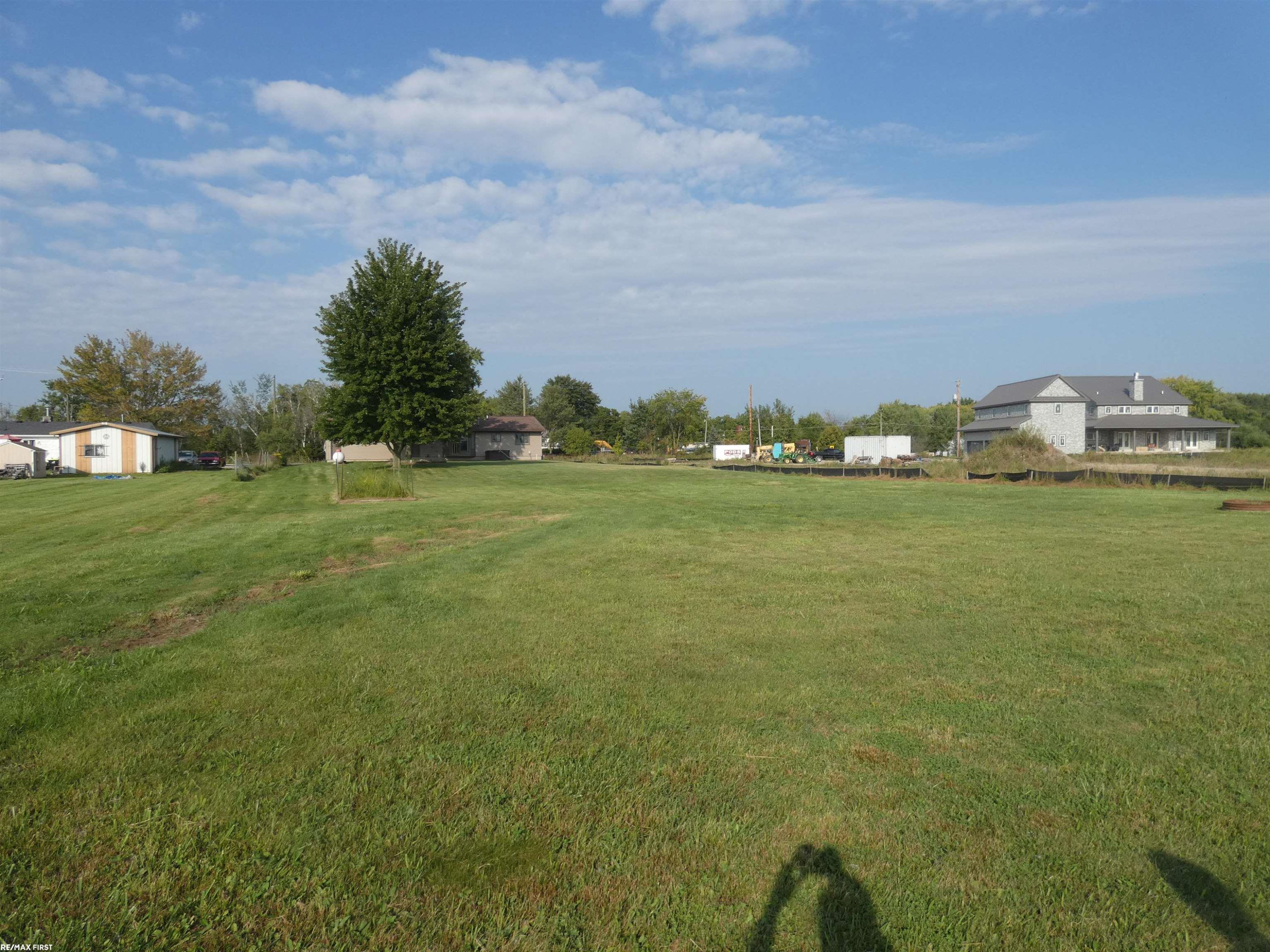 60415 Indian Trail Trail, MI — Photo 34