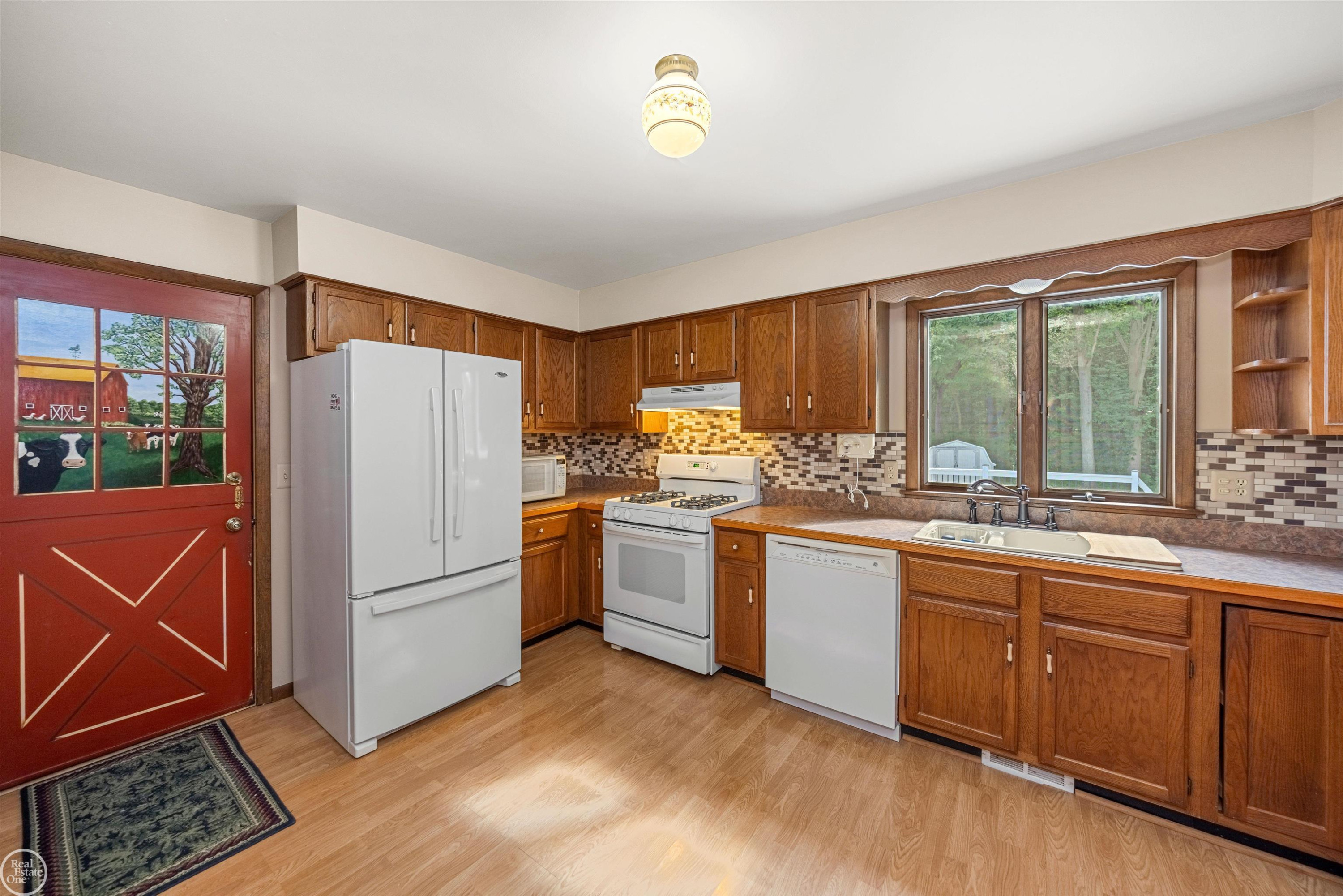 372 W Winds Drive, Almont, MI 48003 — Photo 9