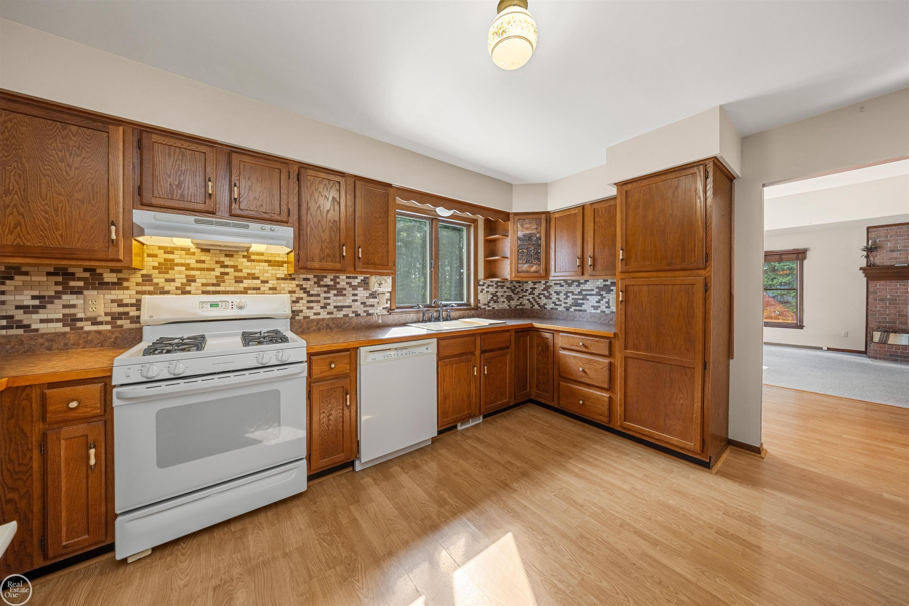 372 W Winds Drive, Almont, MI 48003 — Photo 10