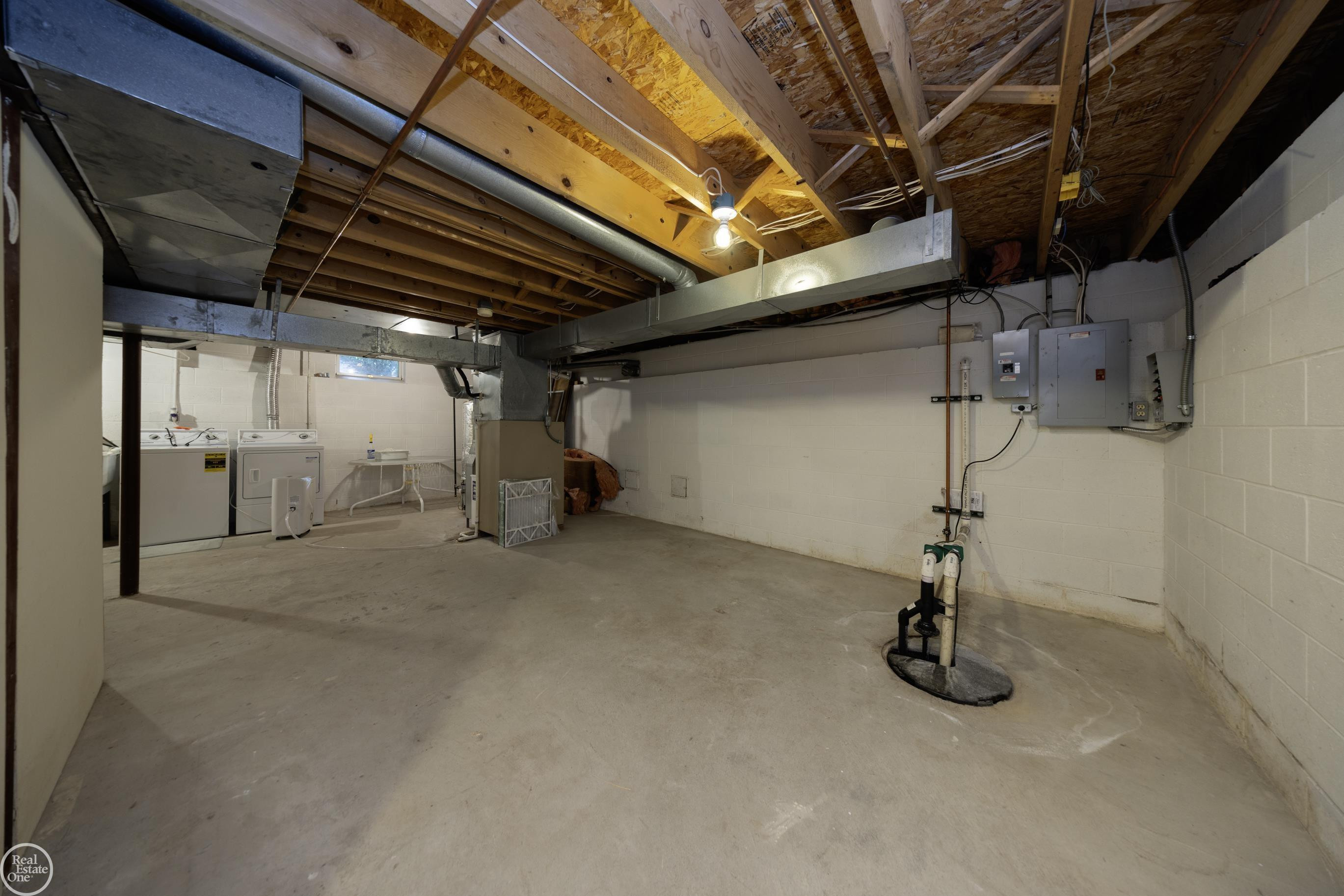 372 W Winds Drive, Almont, MI 48003 — Photo 32