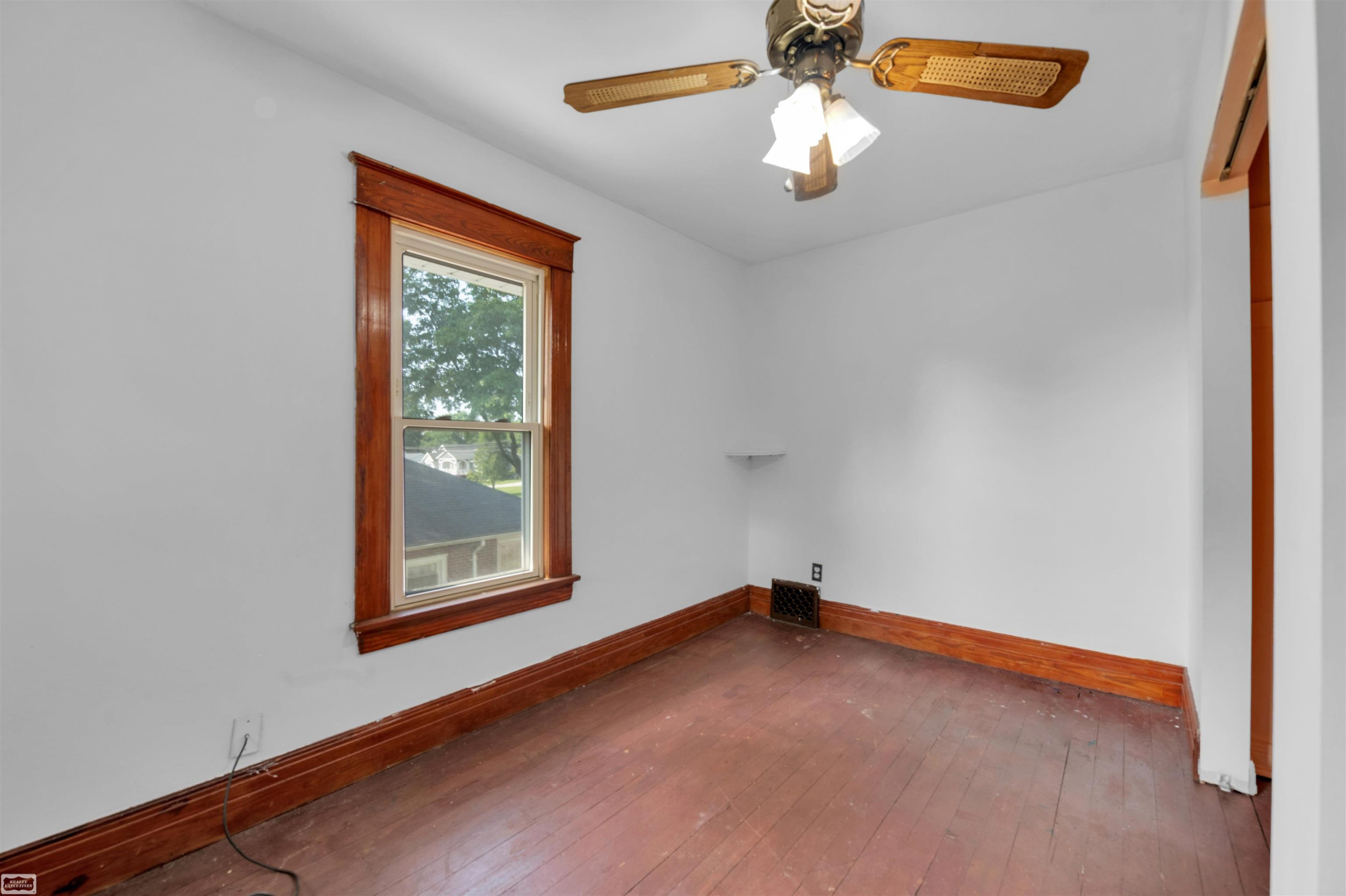 412 S Main Street, Capac, MI 48014 — Photo 22