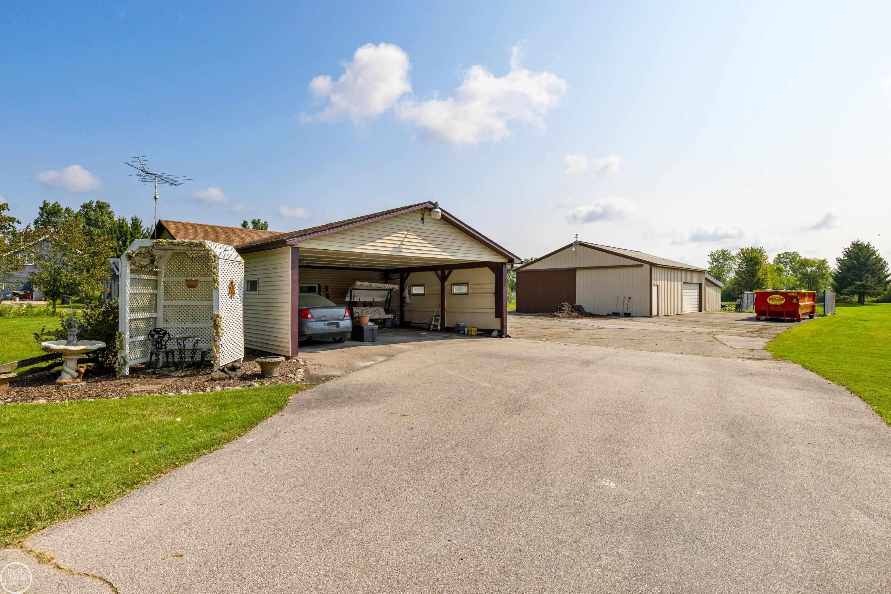 861 Hessen Road, MI — Photo 5
