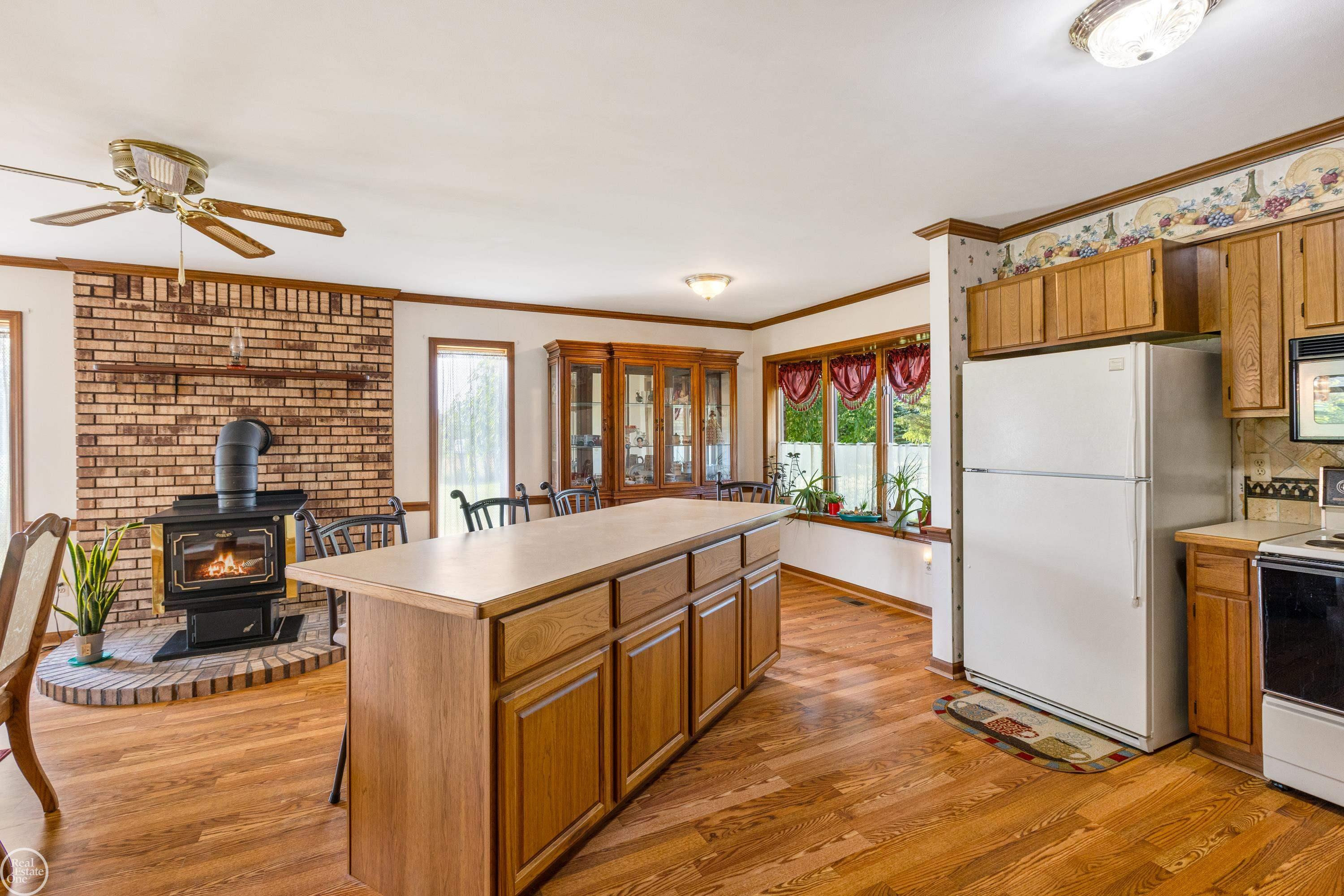 861 Hessen Road, MI — Photo 7