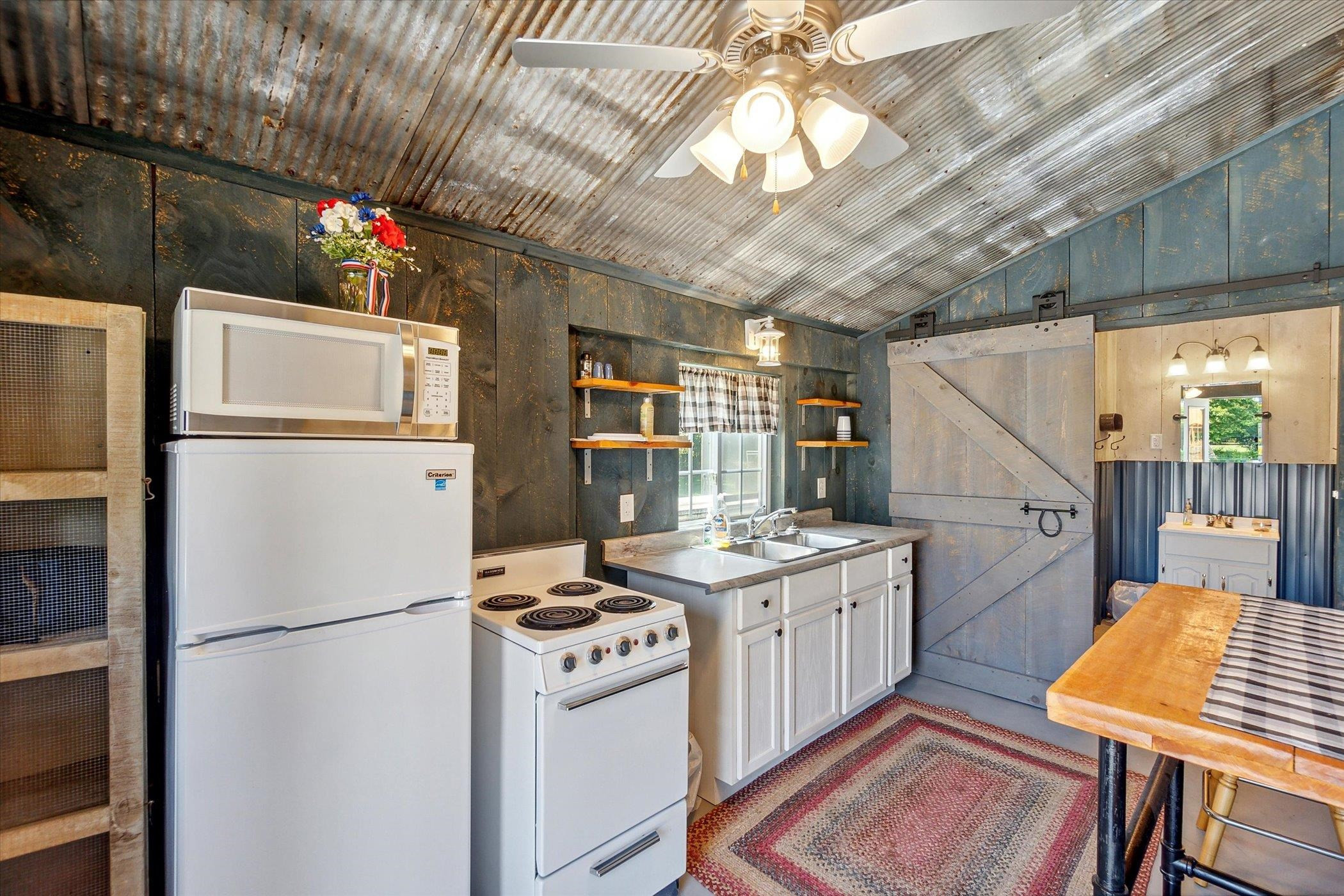 5703 Peet, Chesaning, MI 48616 — Photo 54