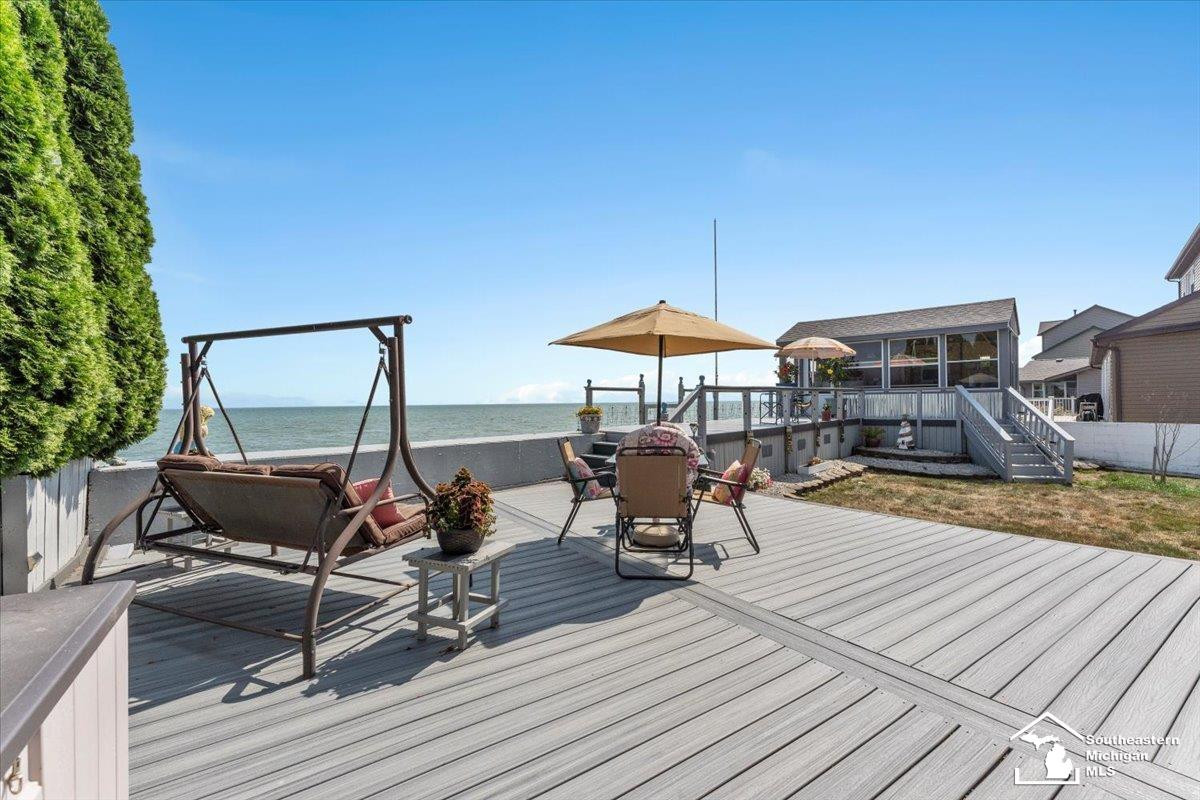7146 Lakeshore, Newport, MI 48166 — Photo 6