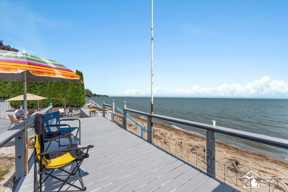 7146 Lakeshore, Newport, MI 48166 — Photo 13