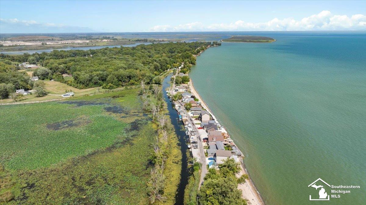 7146 Lakeshore, Newport, MI 48166 — Photo 15