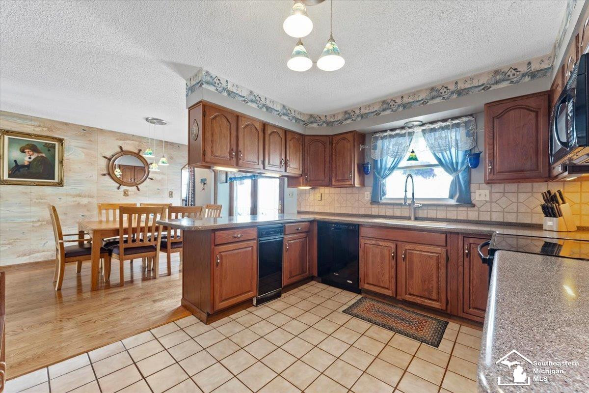 7146 Lakeshore, Newport, MI 48166 — Photo 28