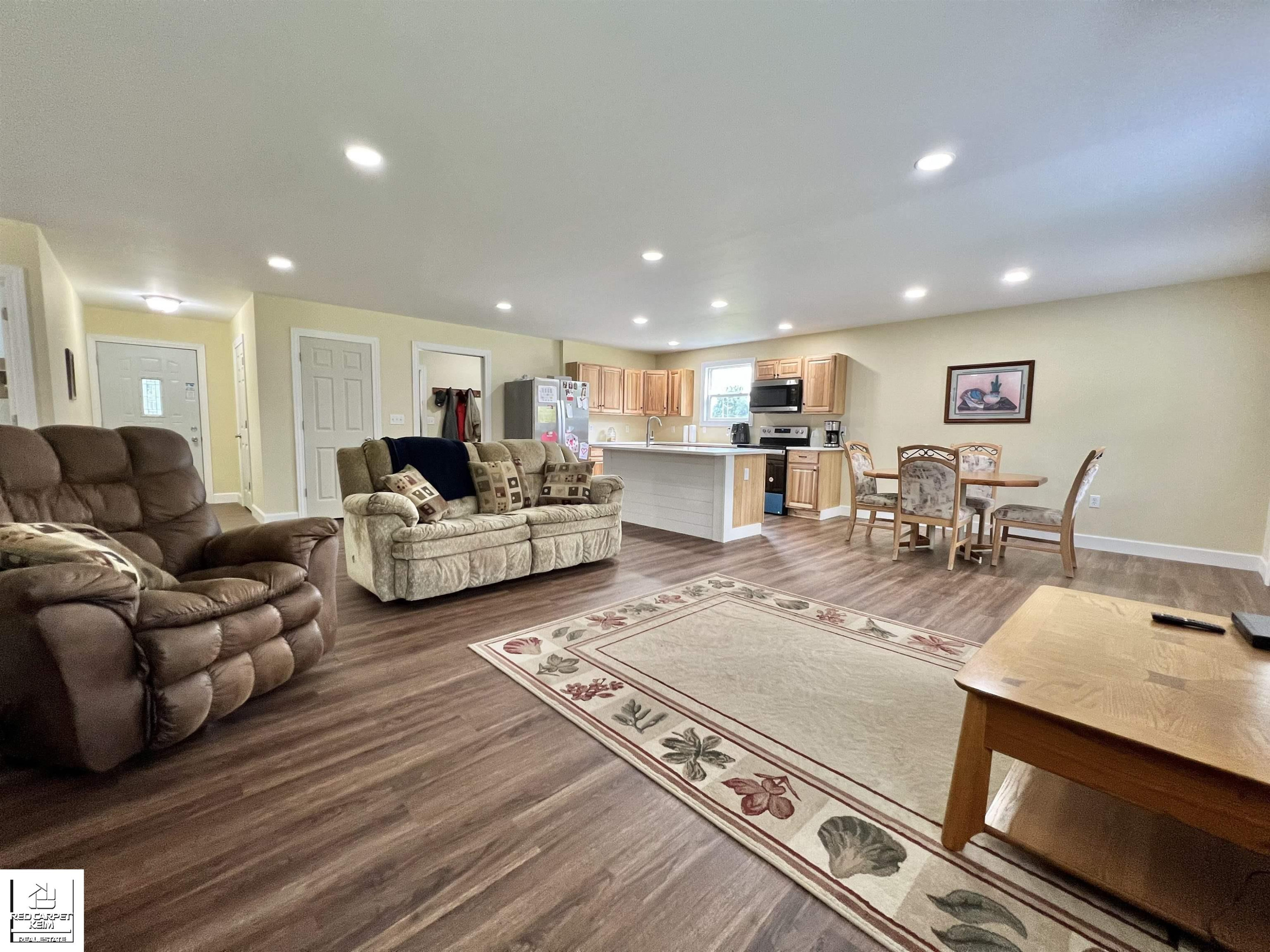 330 Sherman, Ortonville, MI 48462 — Photo 7