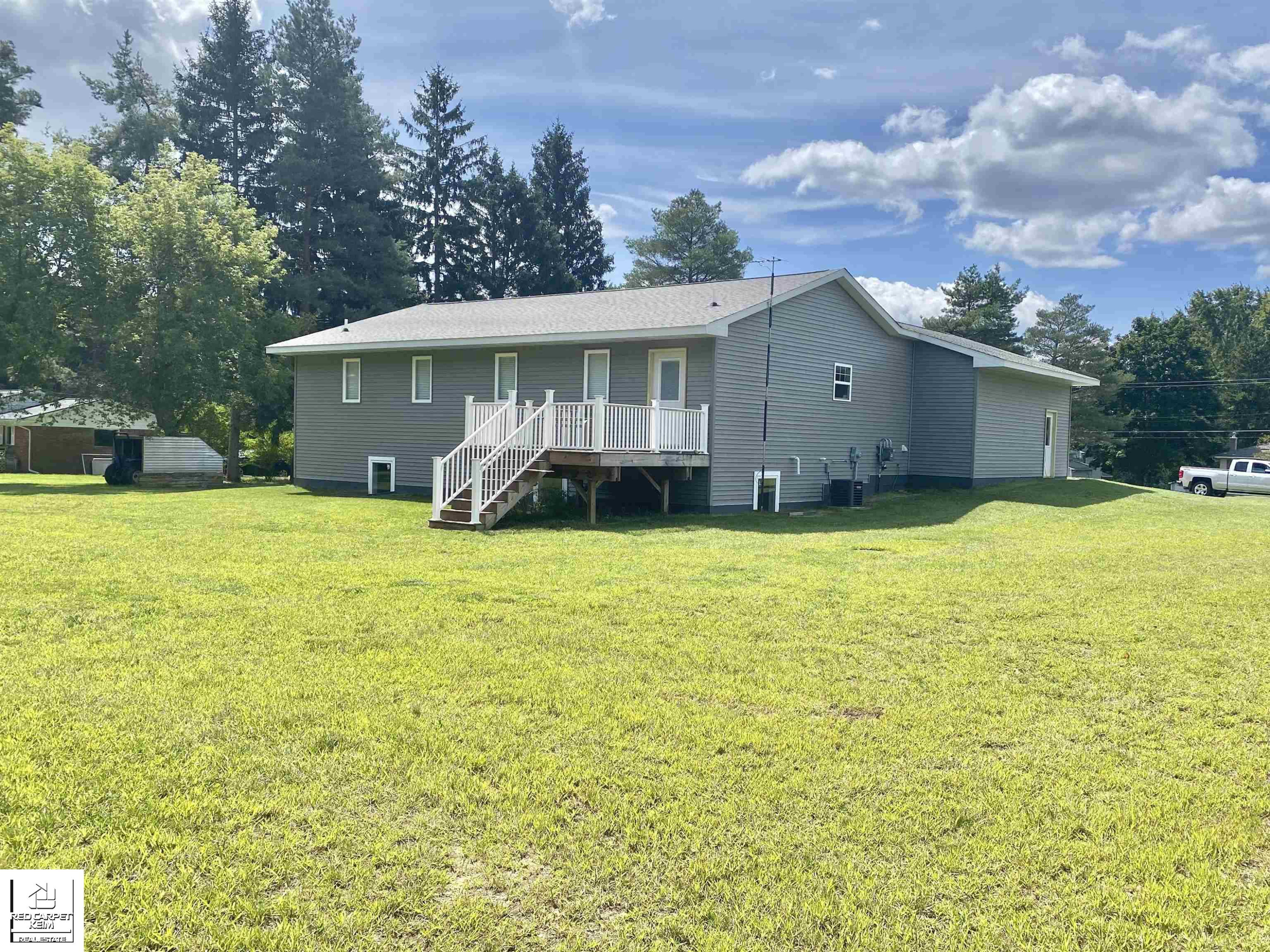 330 Sherman, Ortonville, MI 48462 — Photo 26