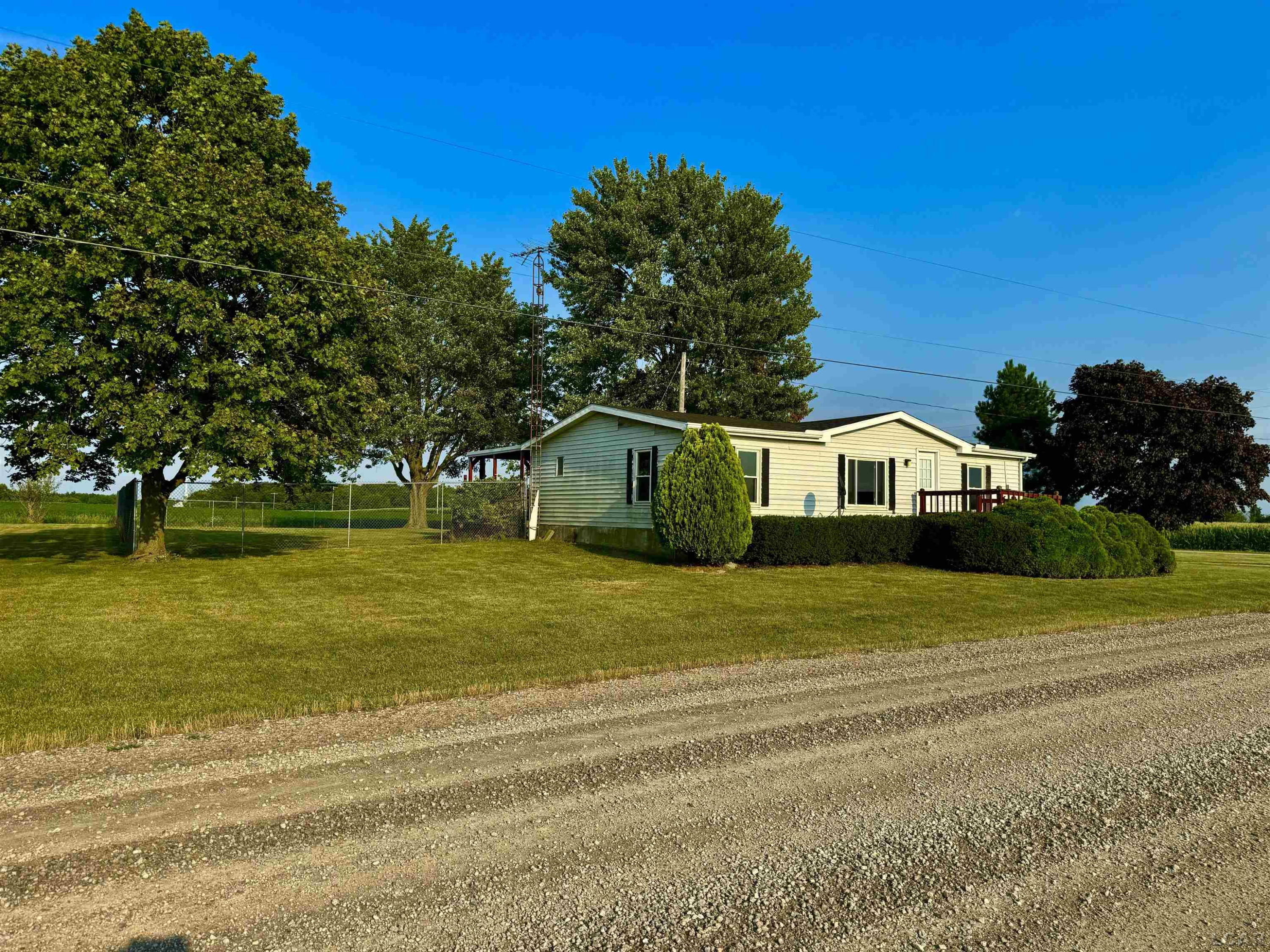 10957 Camburn, Morenci, MI 49256 — Photo 2