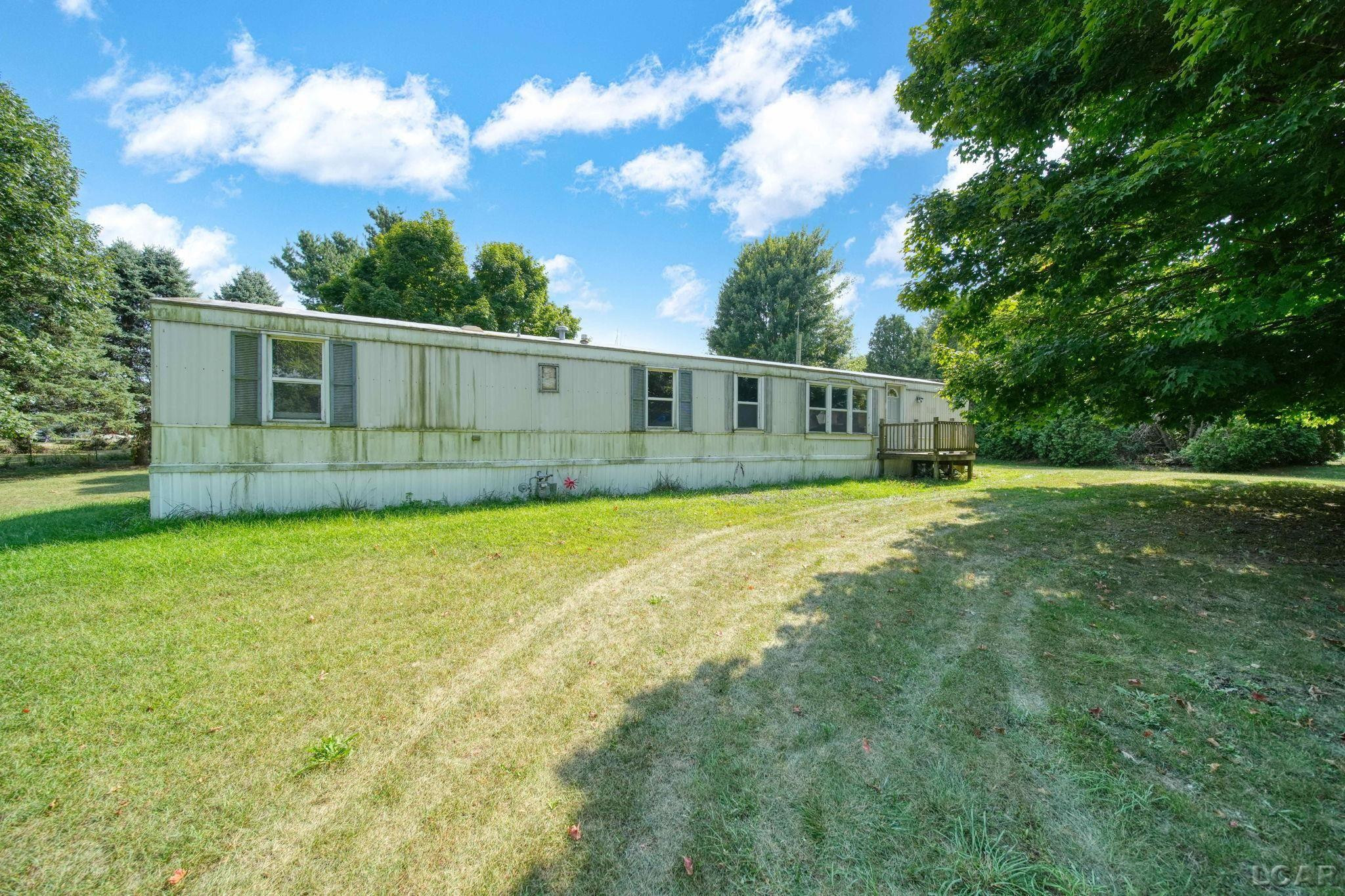 9035 W Weston, Morenci, MI 49256 — front exterior