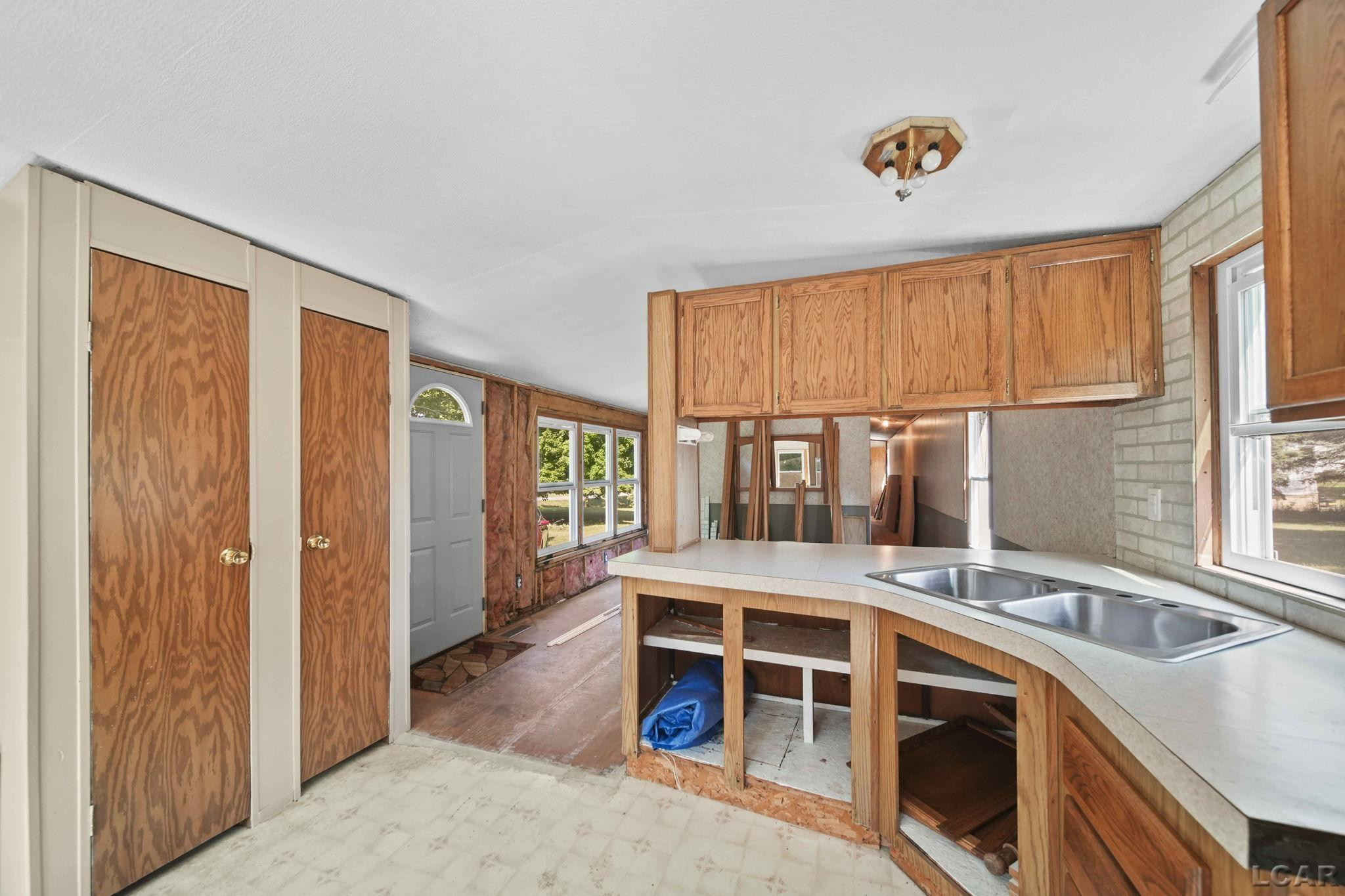 9035 W Weston, Morenci, MI 49256 — Photo 13