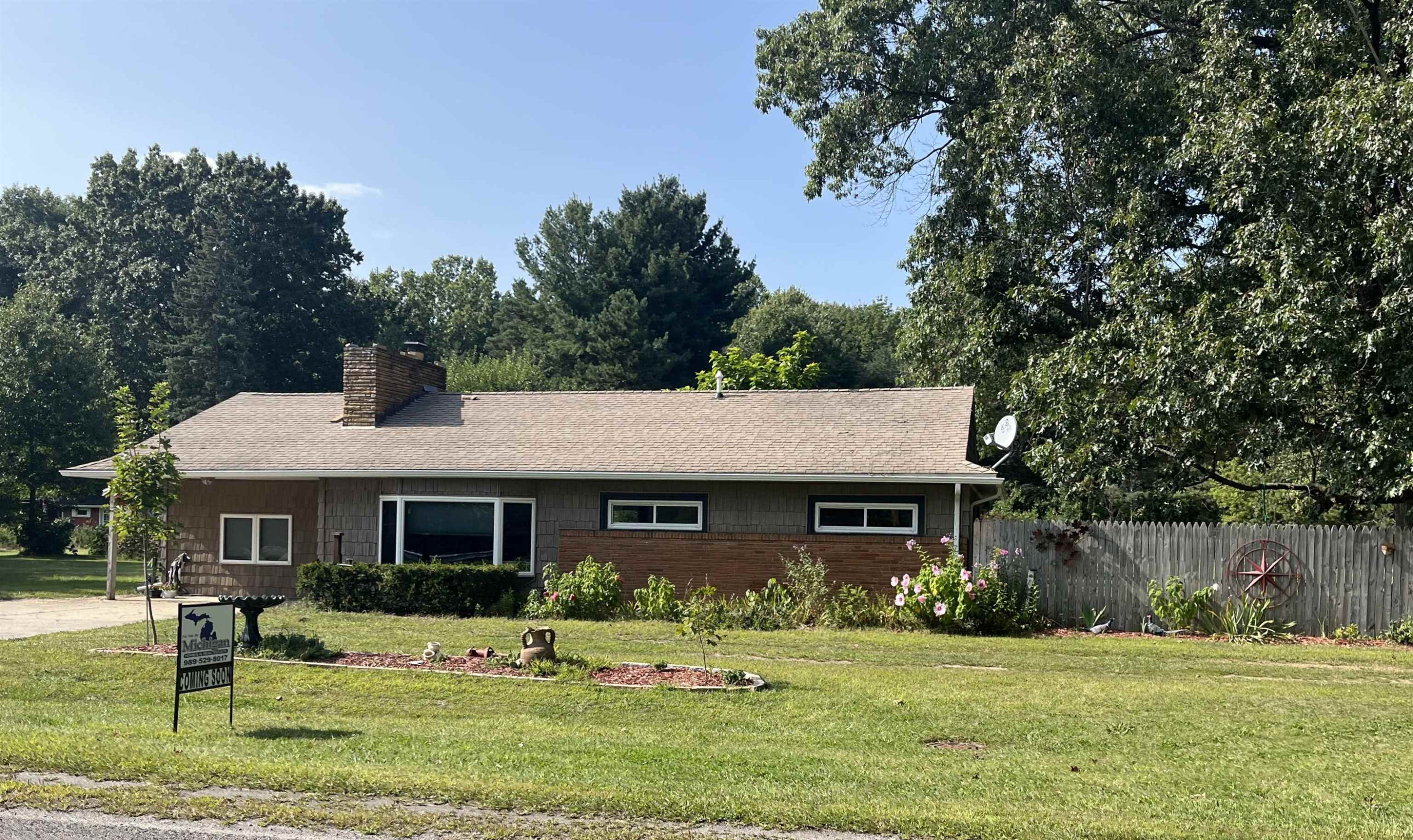12004 Sharon, Oakley, MI 48649 — front exterior