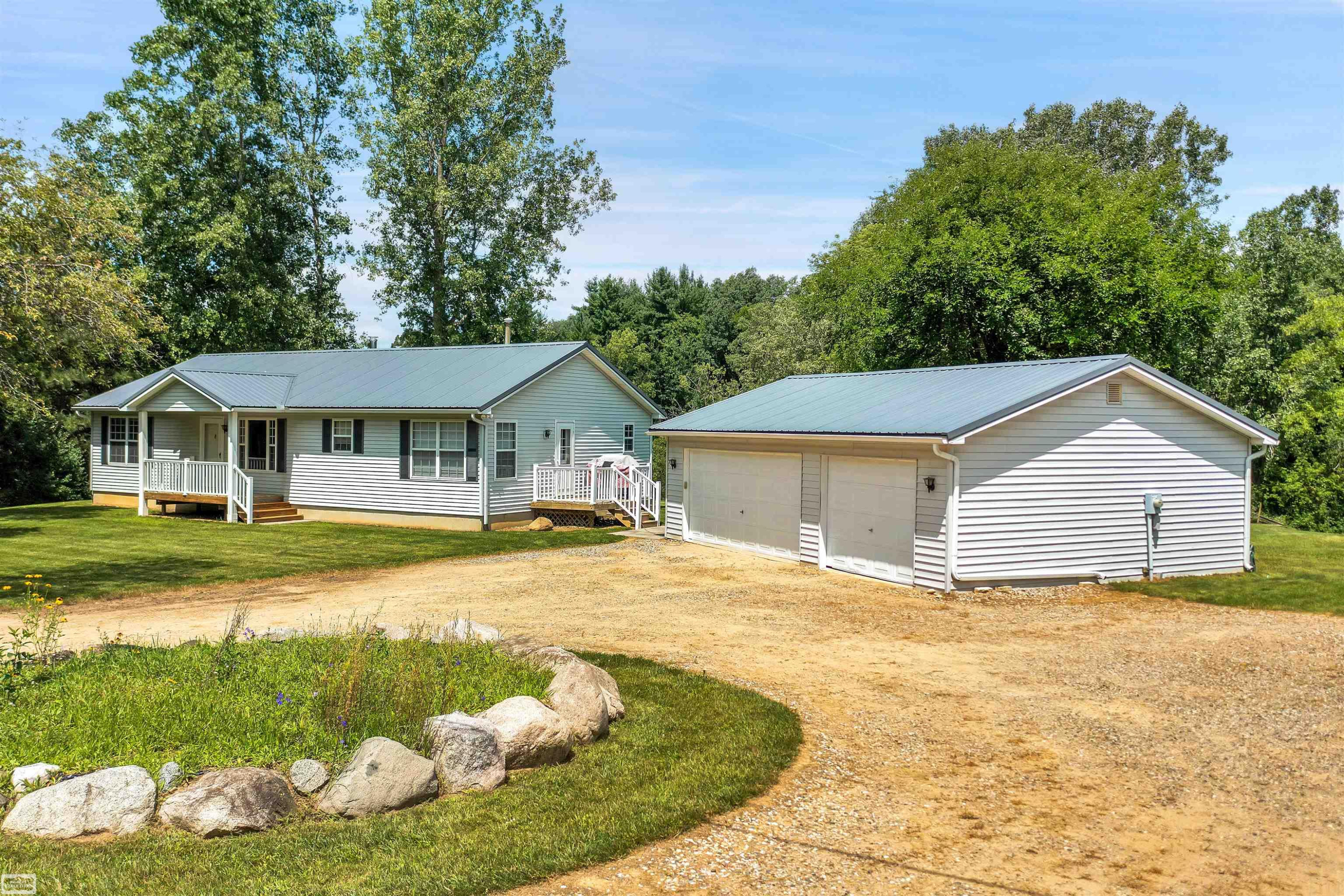 4031 Bowers Road, Attica, MI 48412 — Photo 2