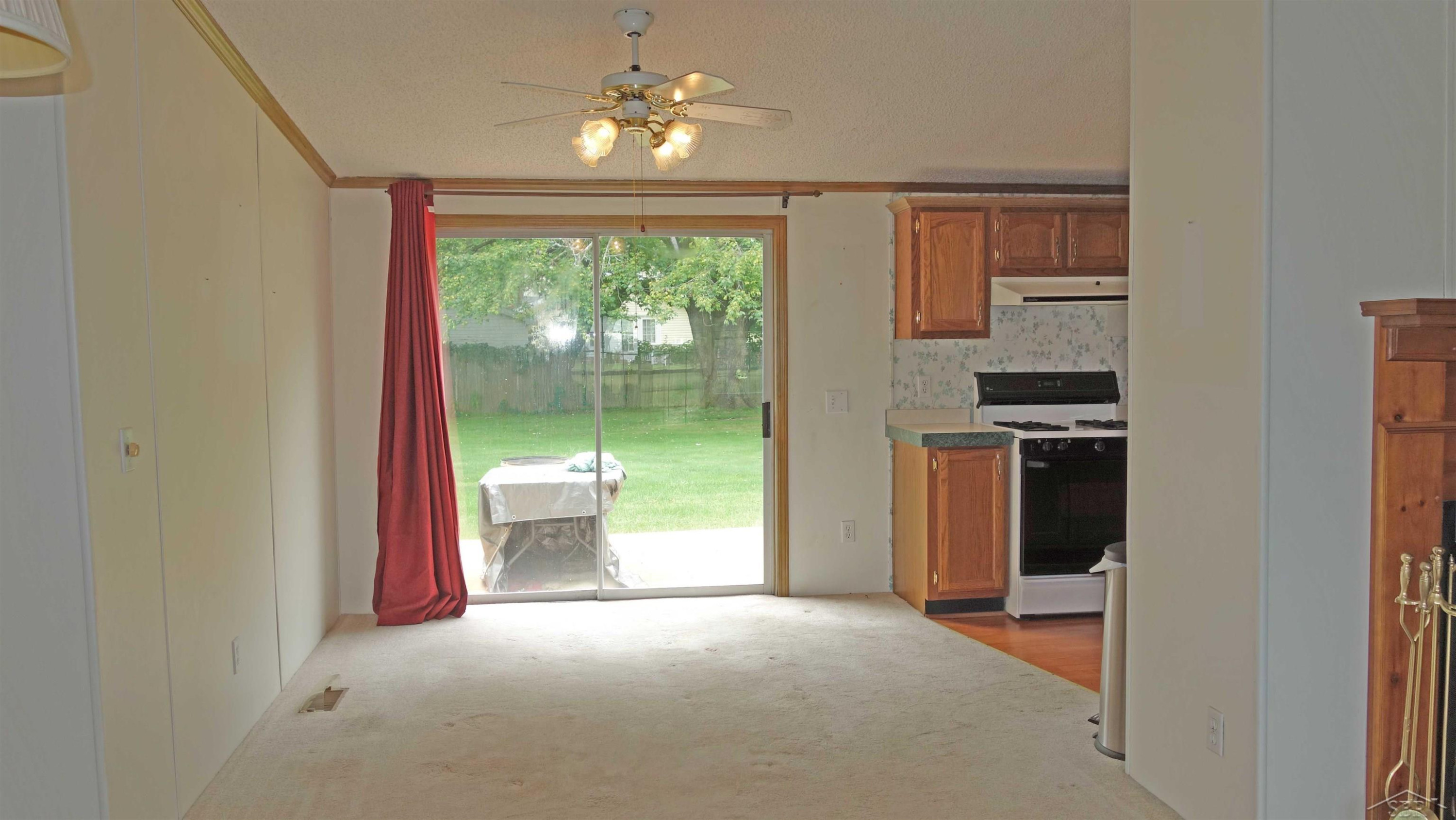 813 W Liberty Street, Chesaning, MI 48616 — Photo 6