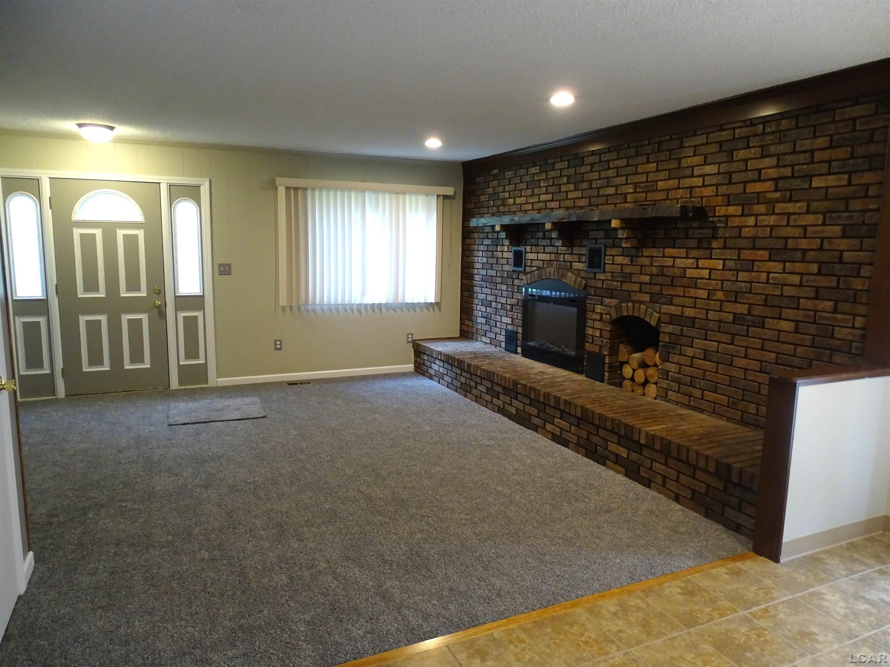 8400 Clinton, Jackson, MI 49201 — Photo 7