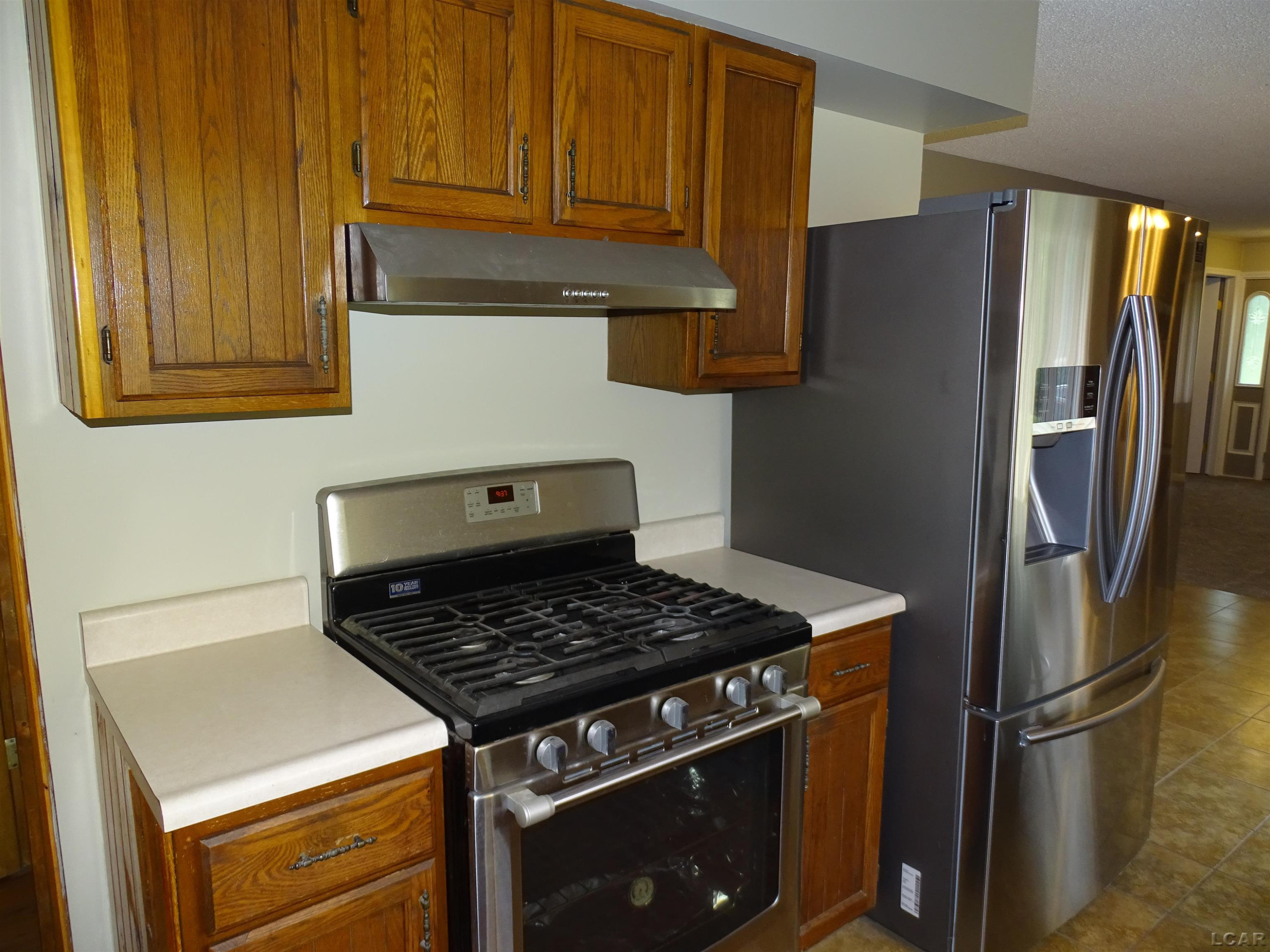 8400 Clinton, Jackson, MI 49201 — Photo 12