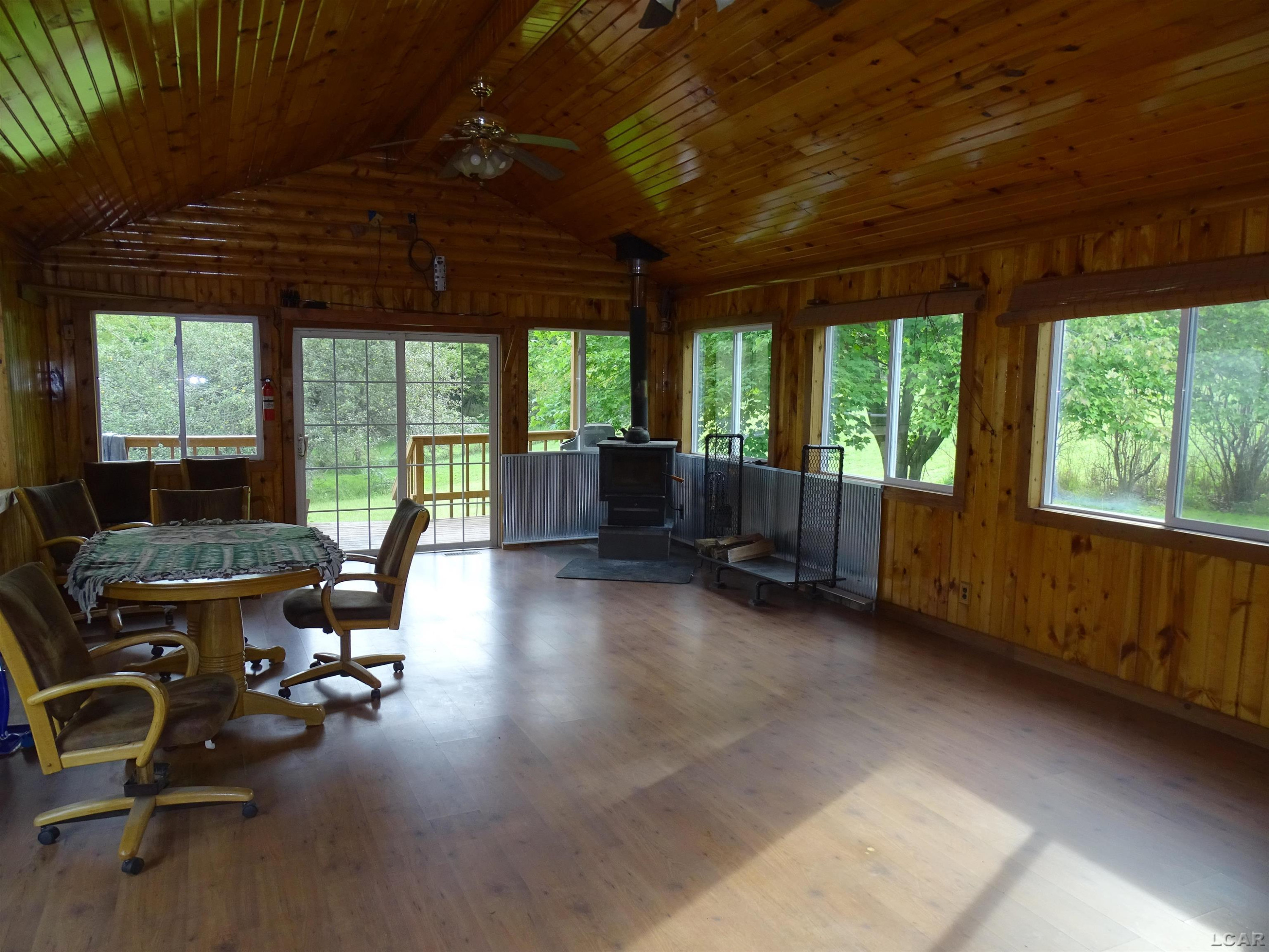 8400 Clinton, Jackson, MI 49201 — Photo 23