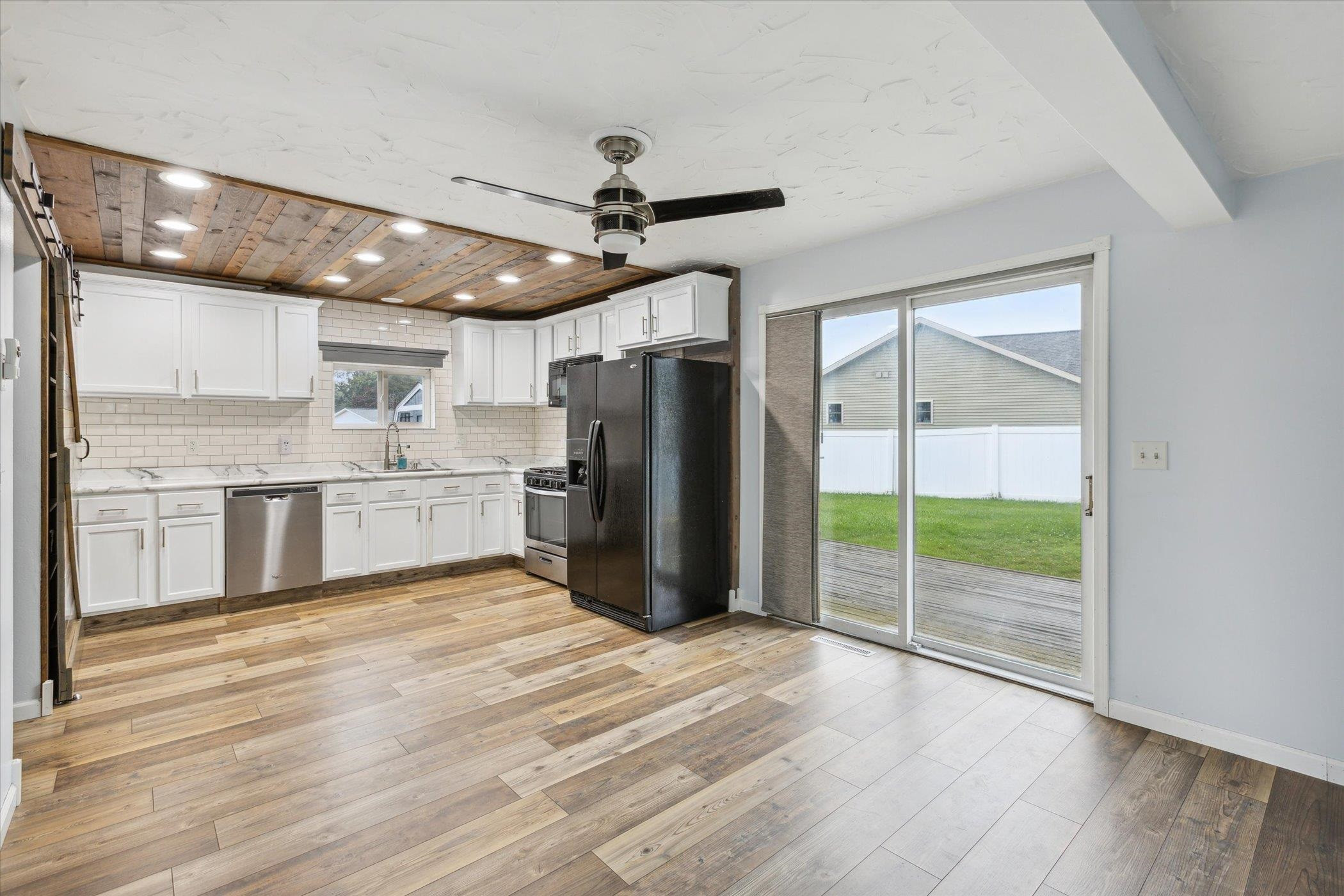 502 Gary Ray, Davison, MI 48423 — Photo 9