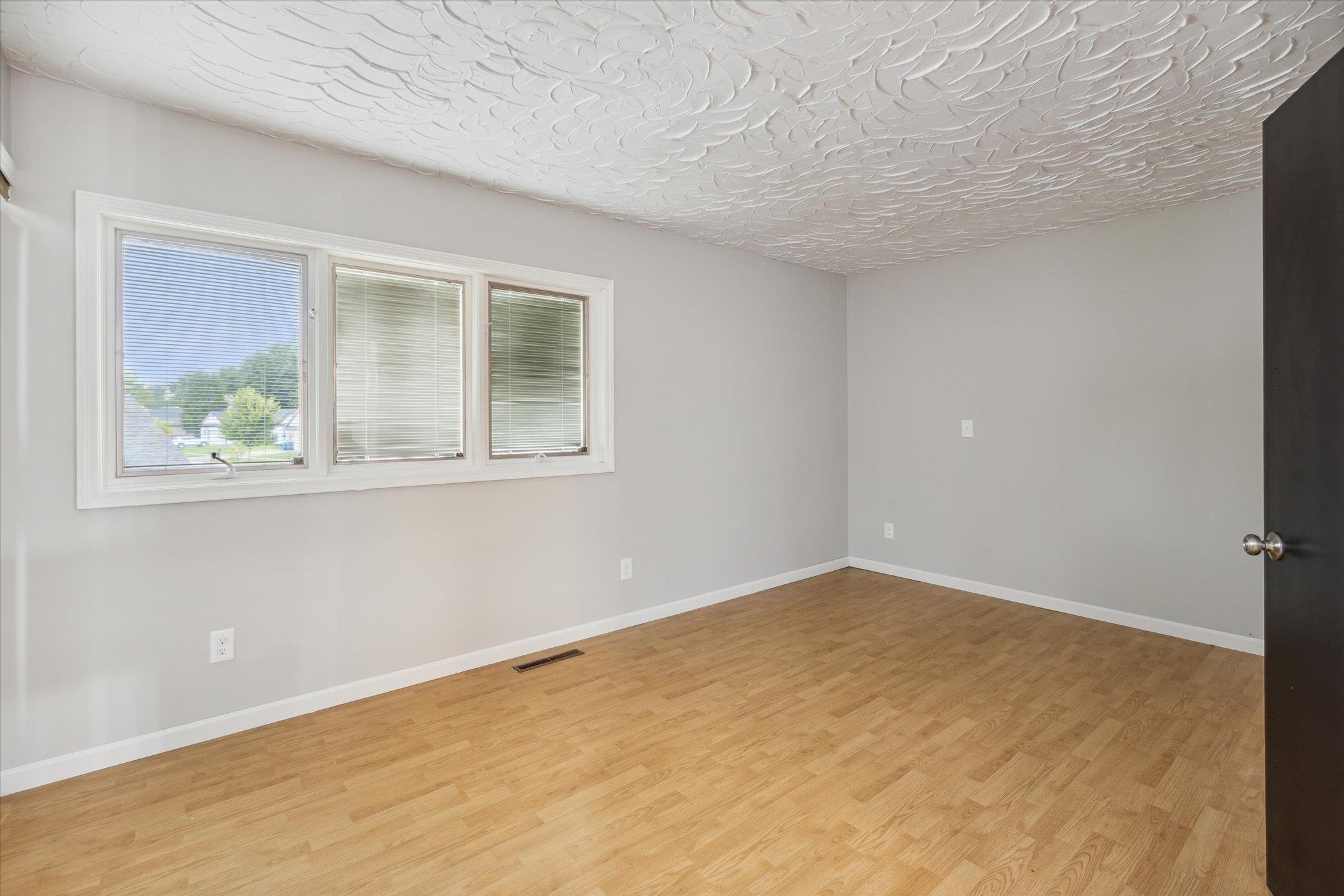 502 Gary Ray, Davison, MI 48423 — Photo 18