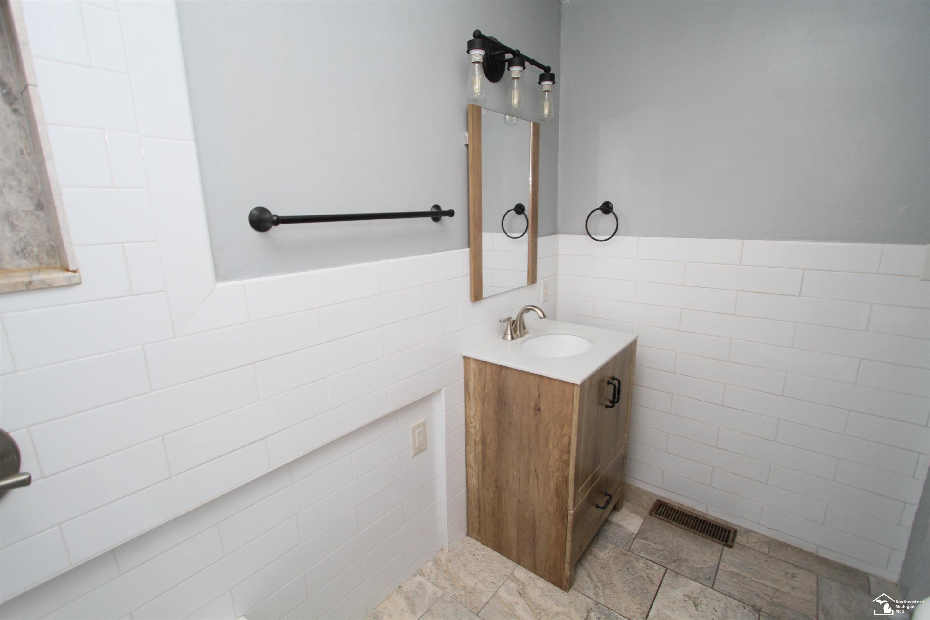10023 Azalia, Azalia, MI — Photo 14