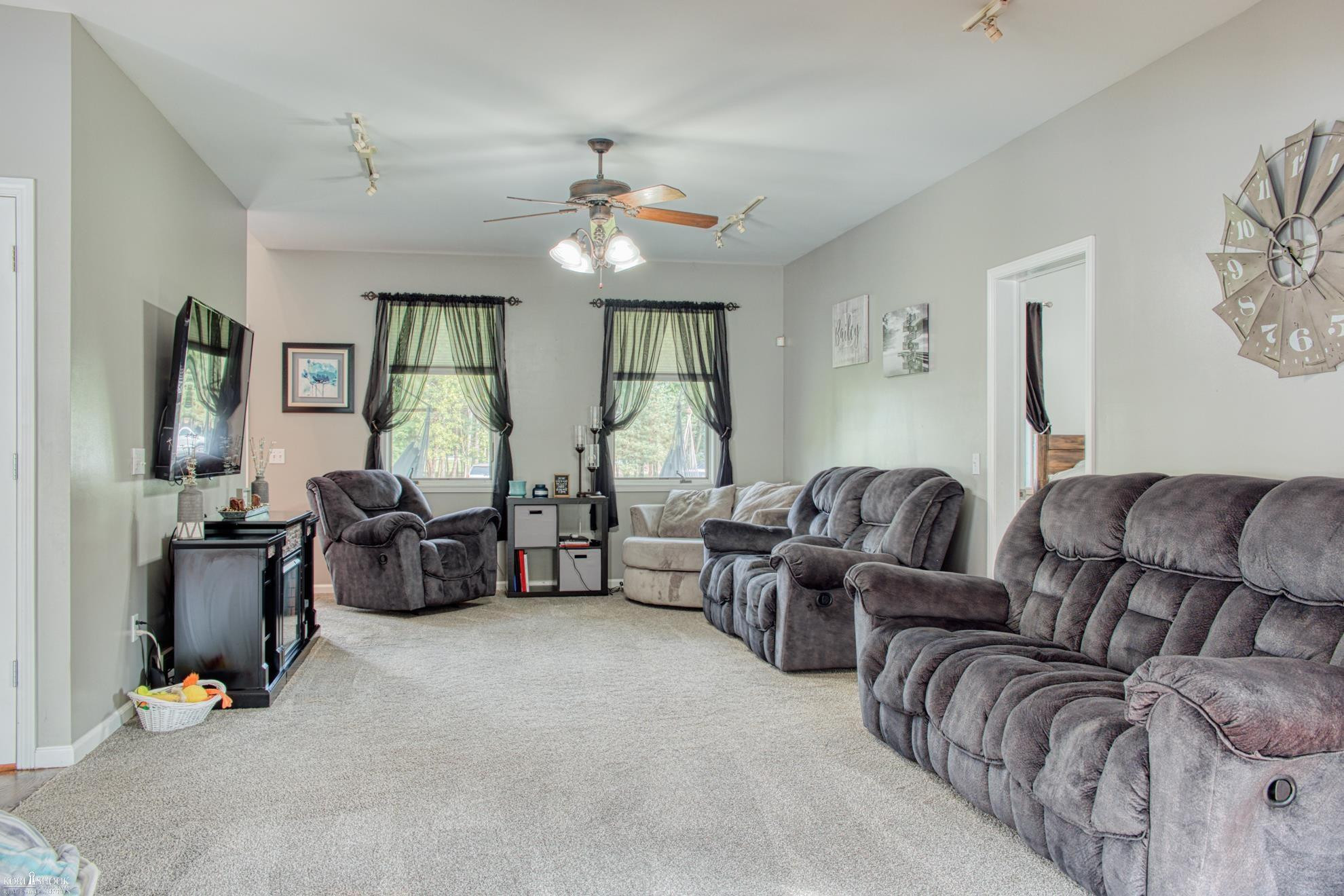 11881 Lake Leslie, Oakley, MI 48649 — Photo 9